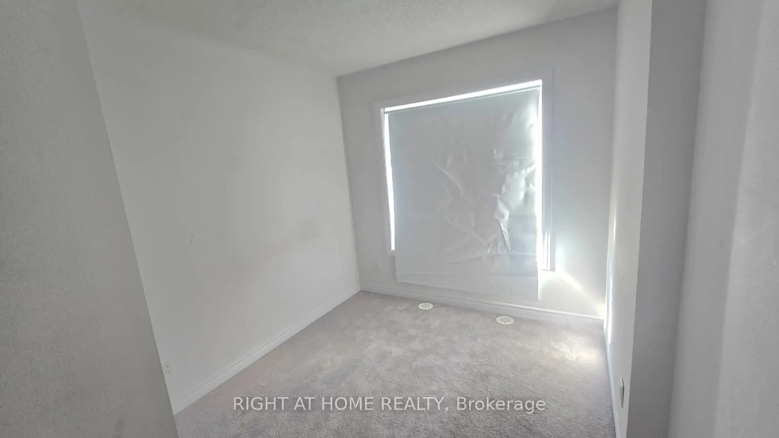 1992 Cameron Lott Crescent