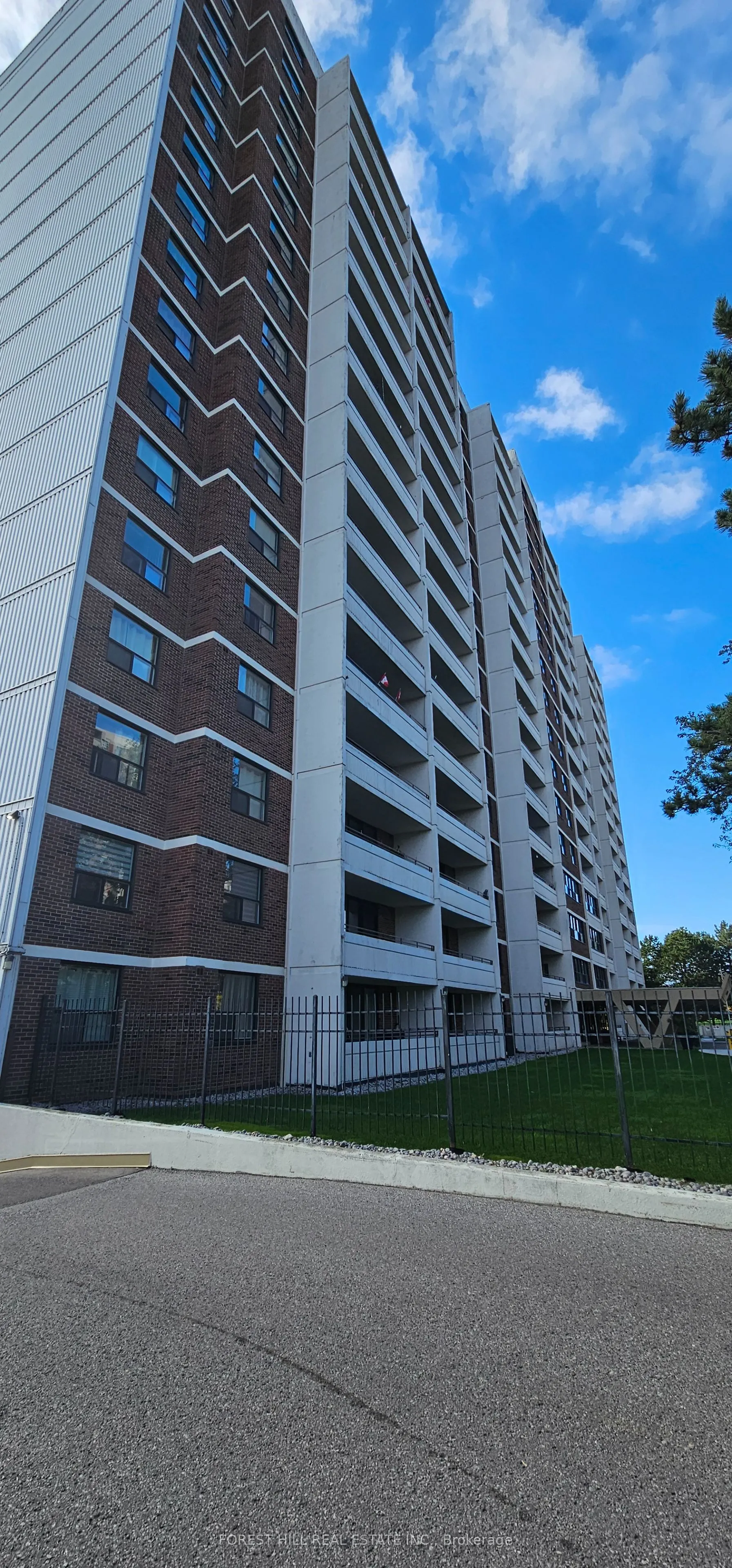 101 Prudential Drive, #1211