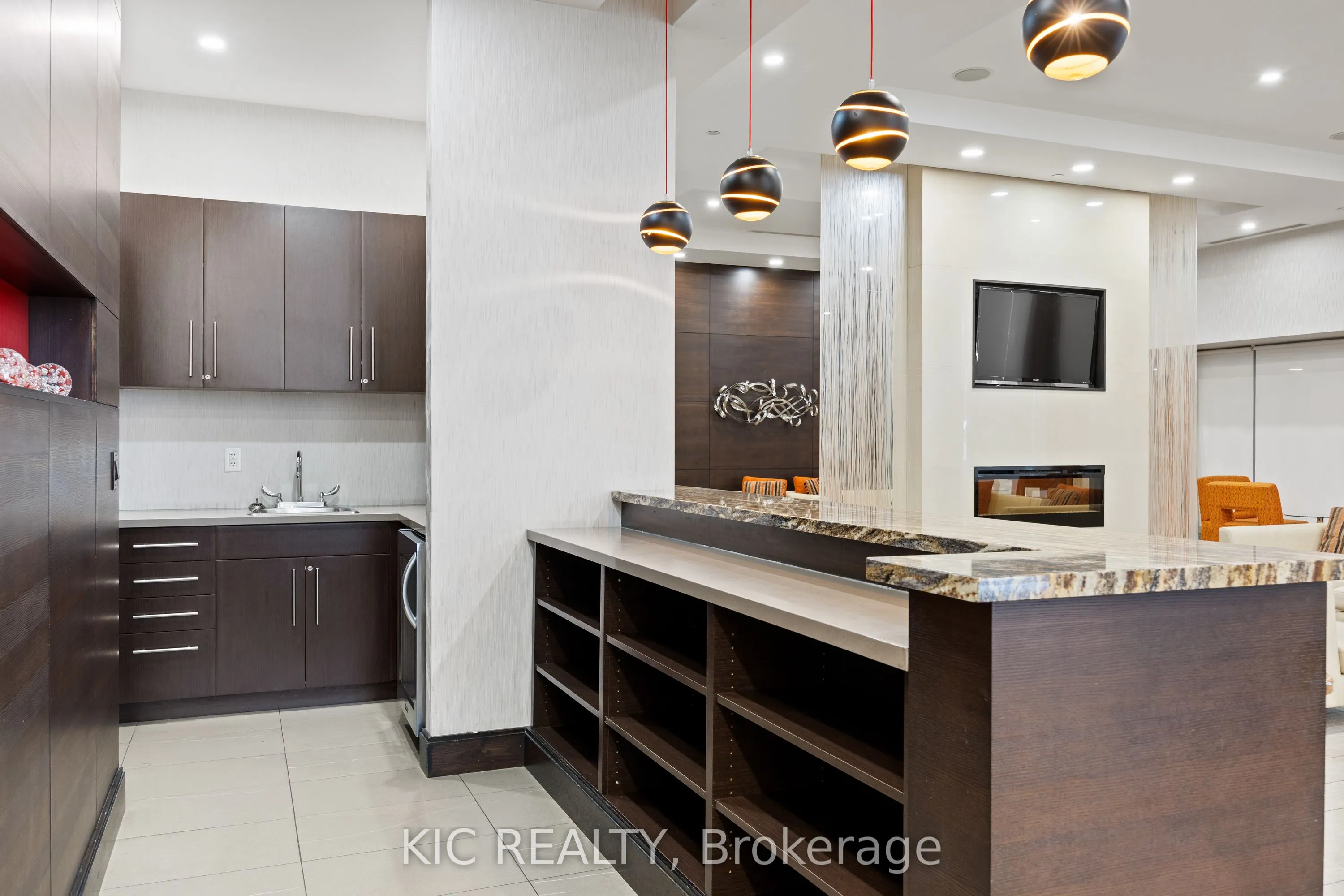 181 Village Green Square, #2312