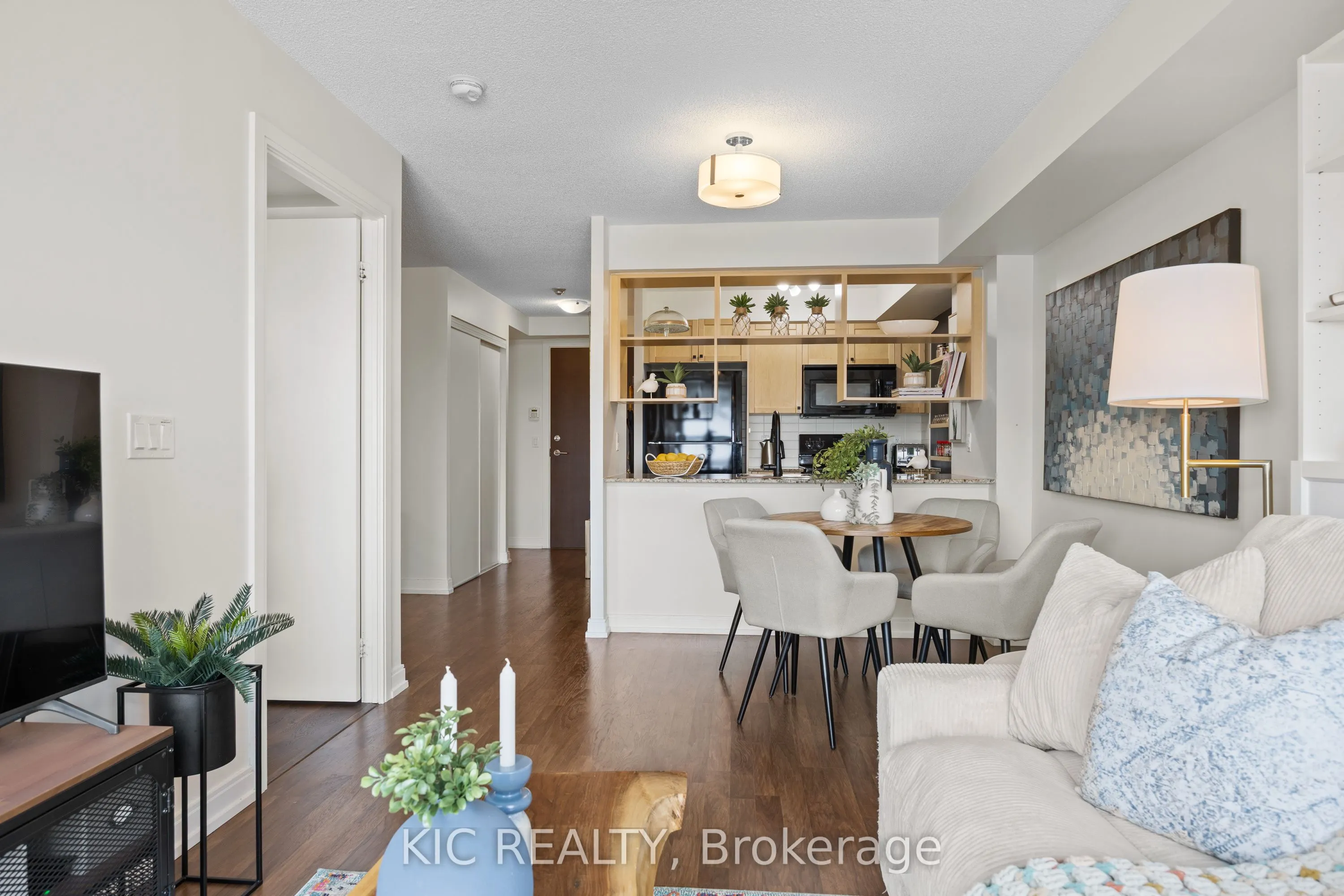 181 Village Green Square, #2312