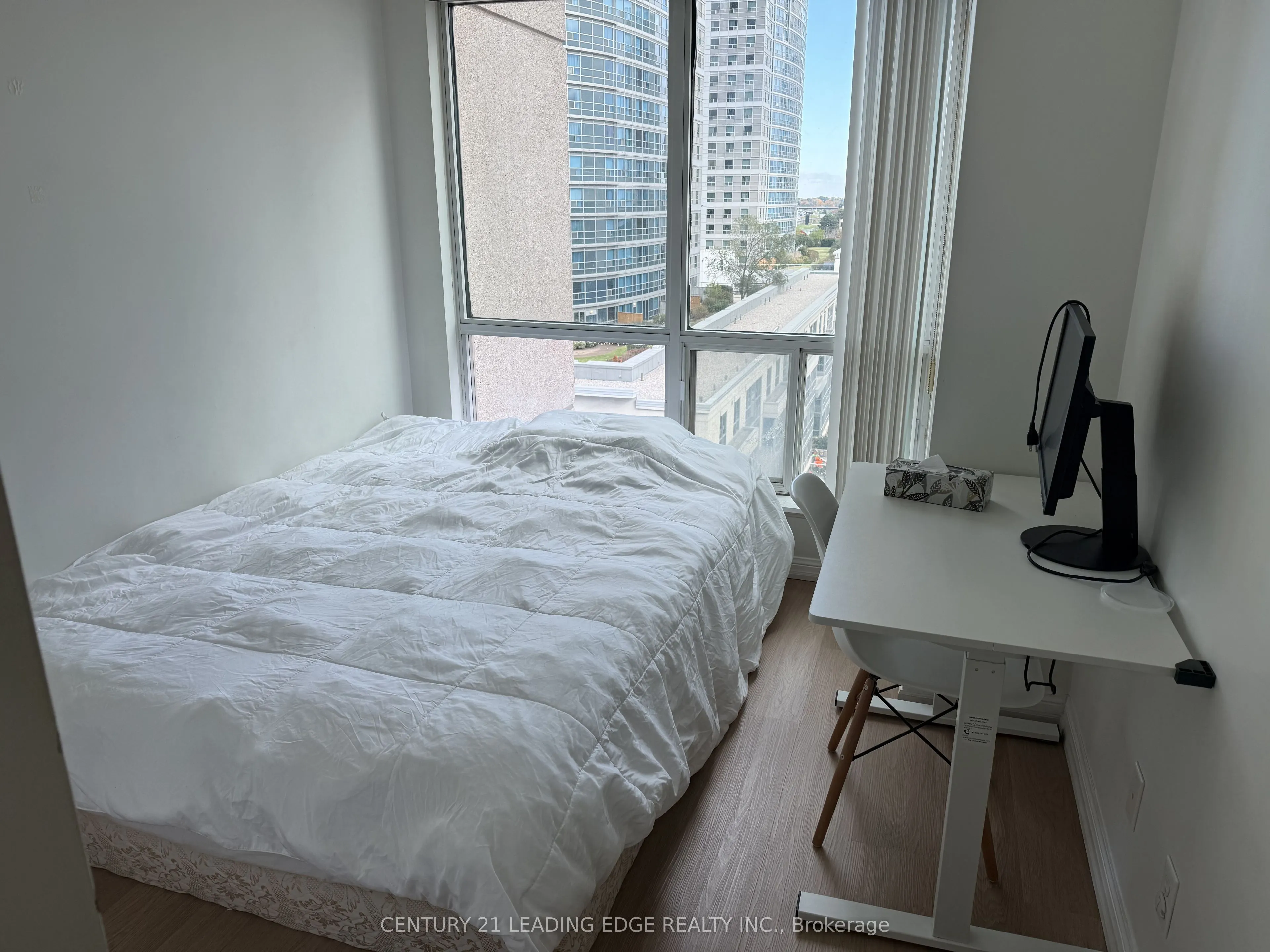 18 Lee Centre Drive, #903