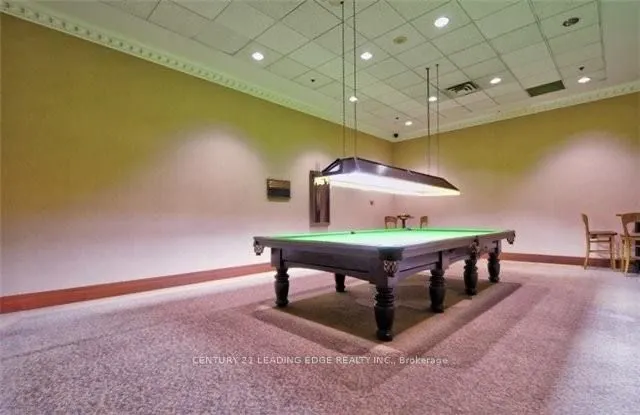 18 Lee Centre Drive, #903