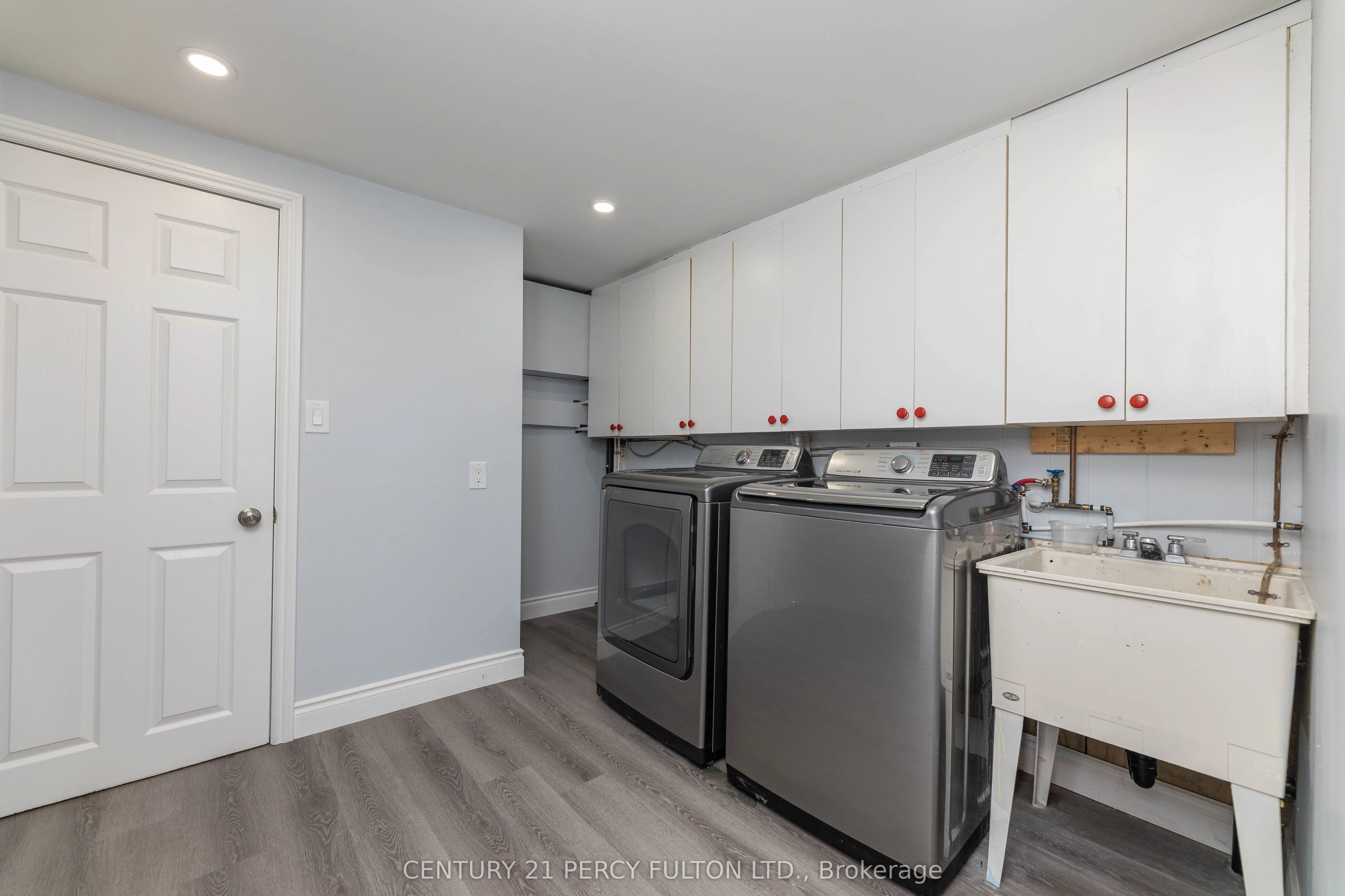 647 Perry Crescent, #Bsmt