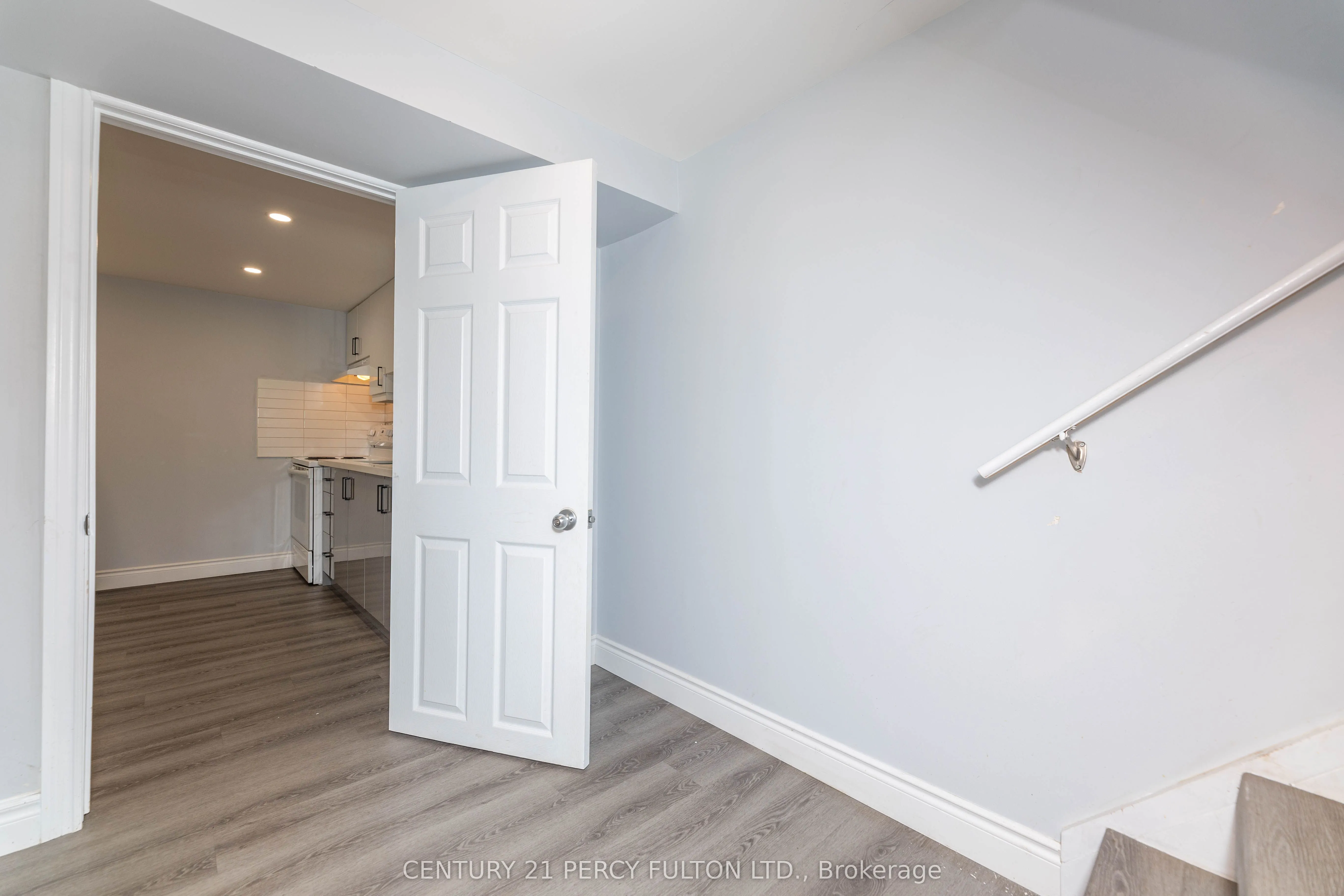 647 Perry Crescent, #Bsmt