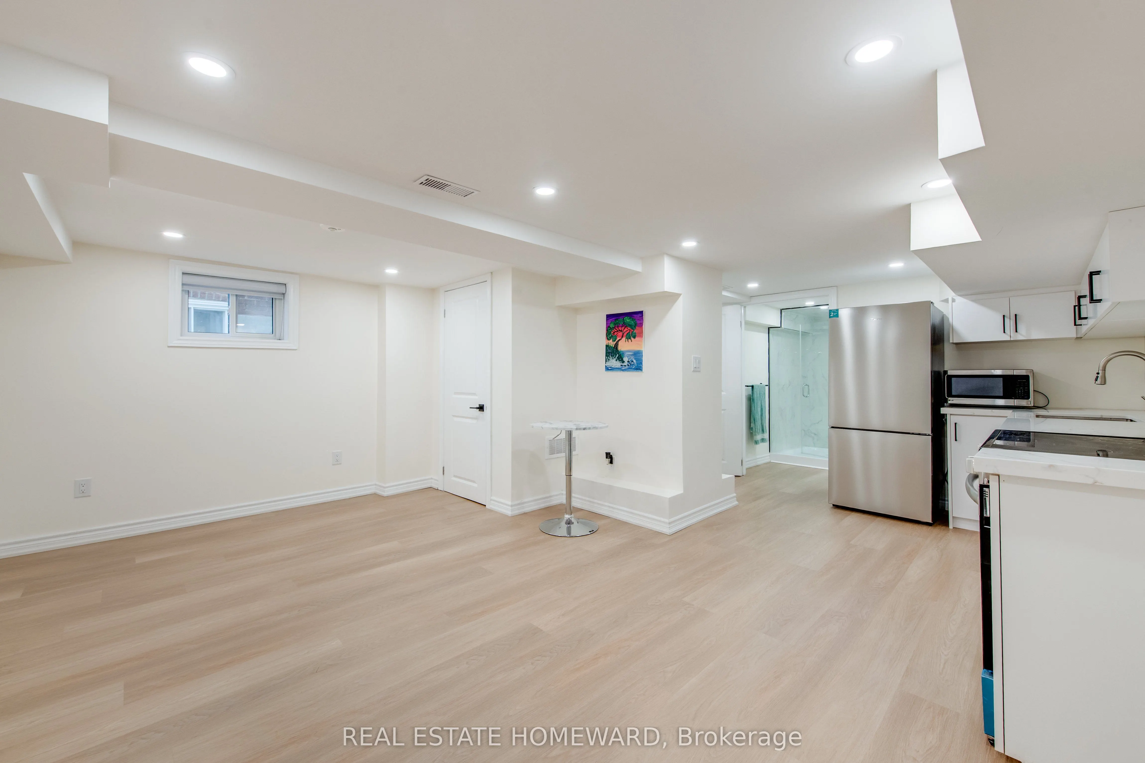 353 Victoria Park Avenue