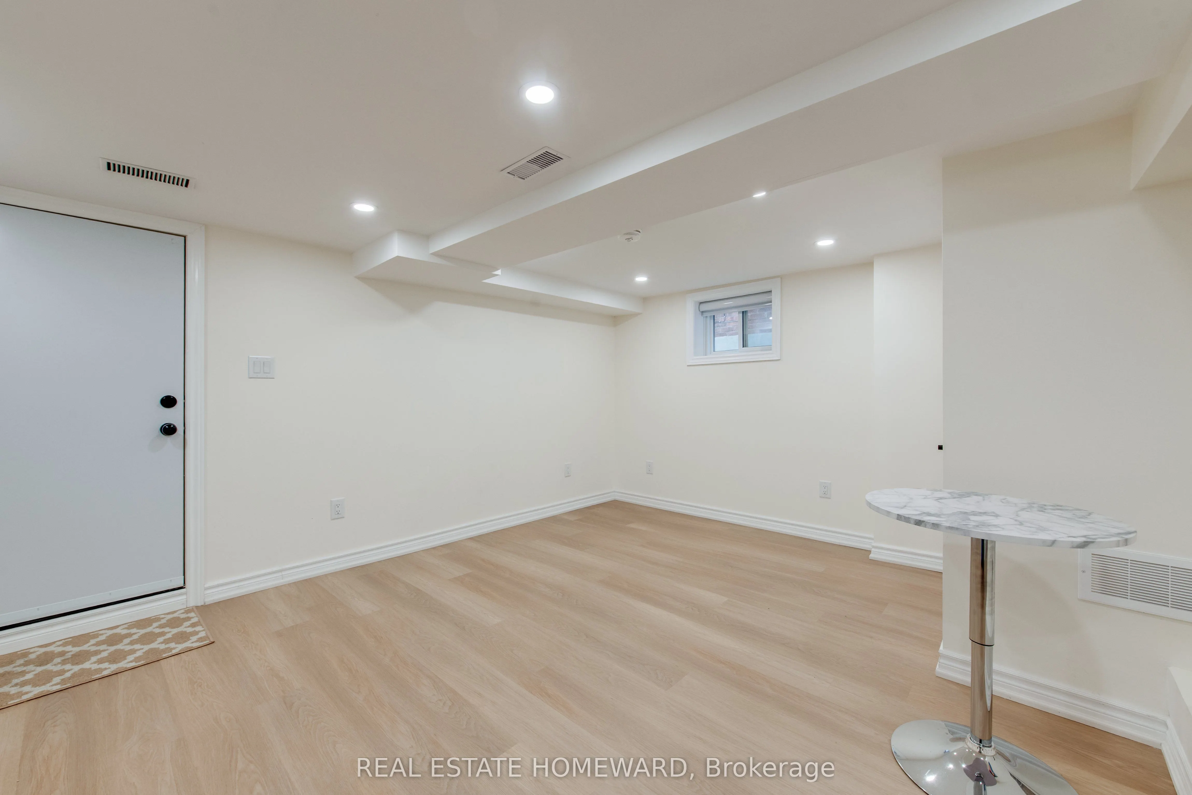 353 Victoria Park Avenue