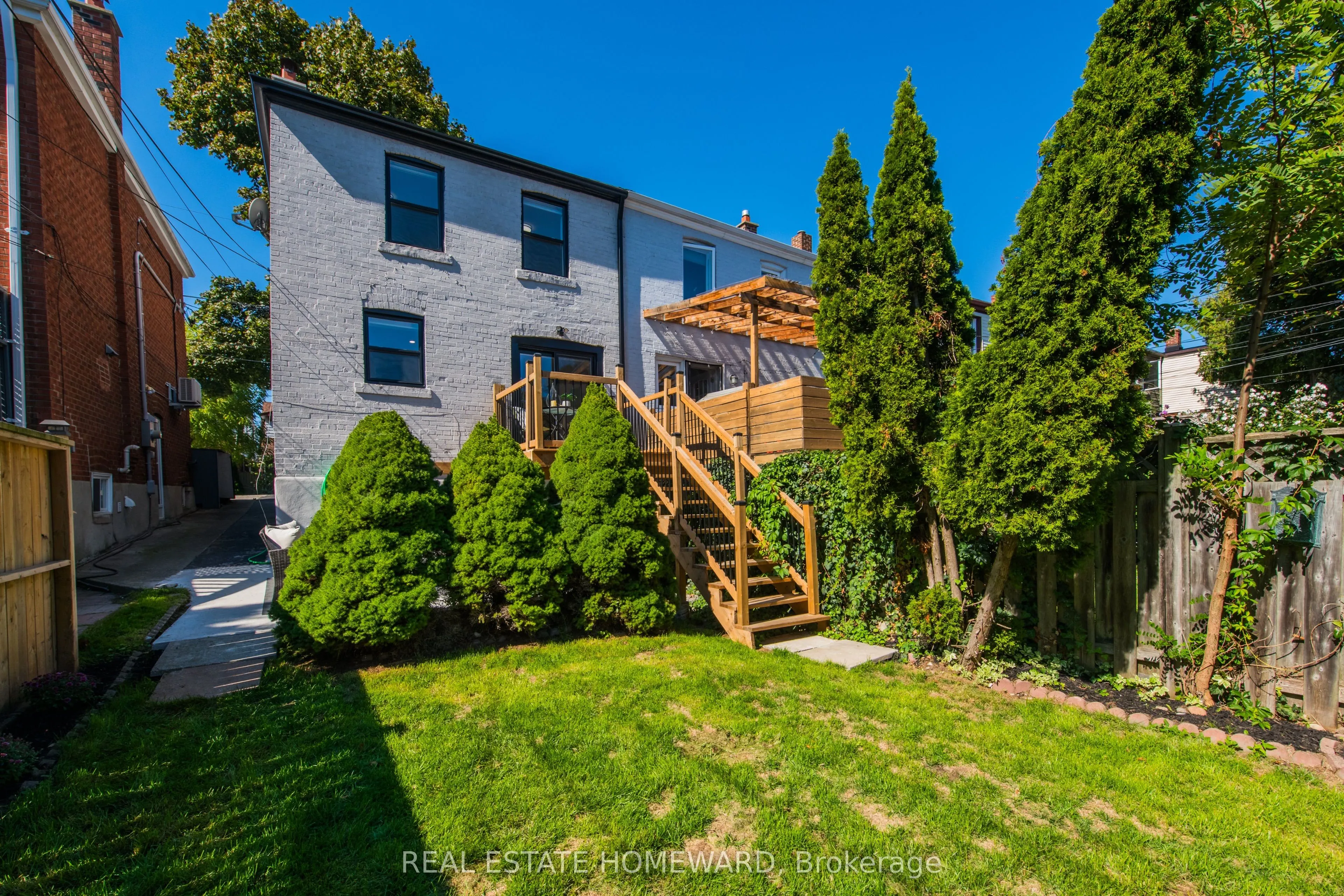 353 Victoria Park Avenue