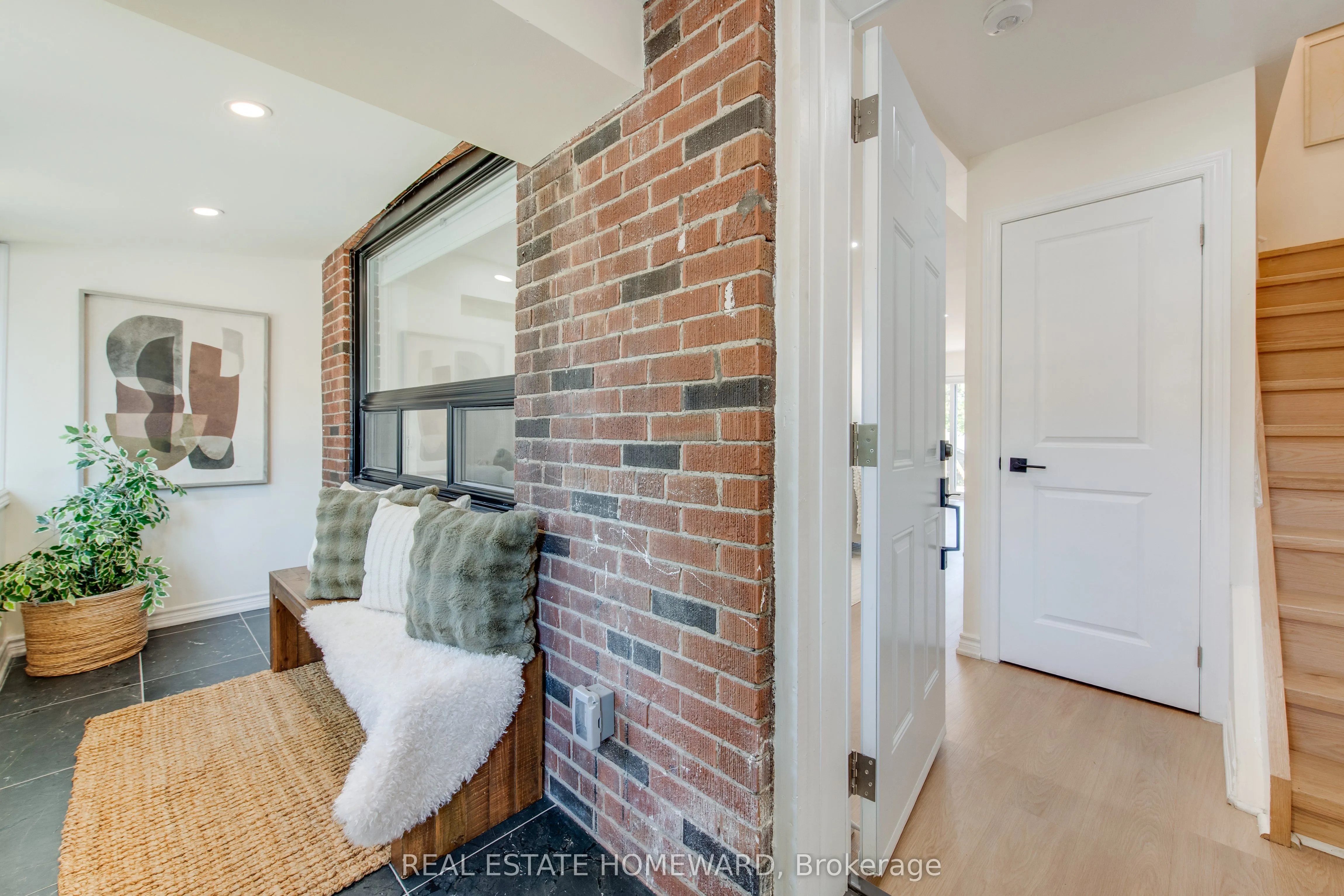 353 Victoria Park Avenue