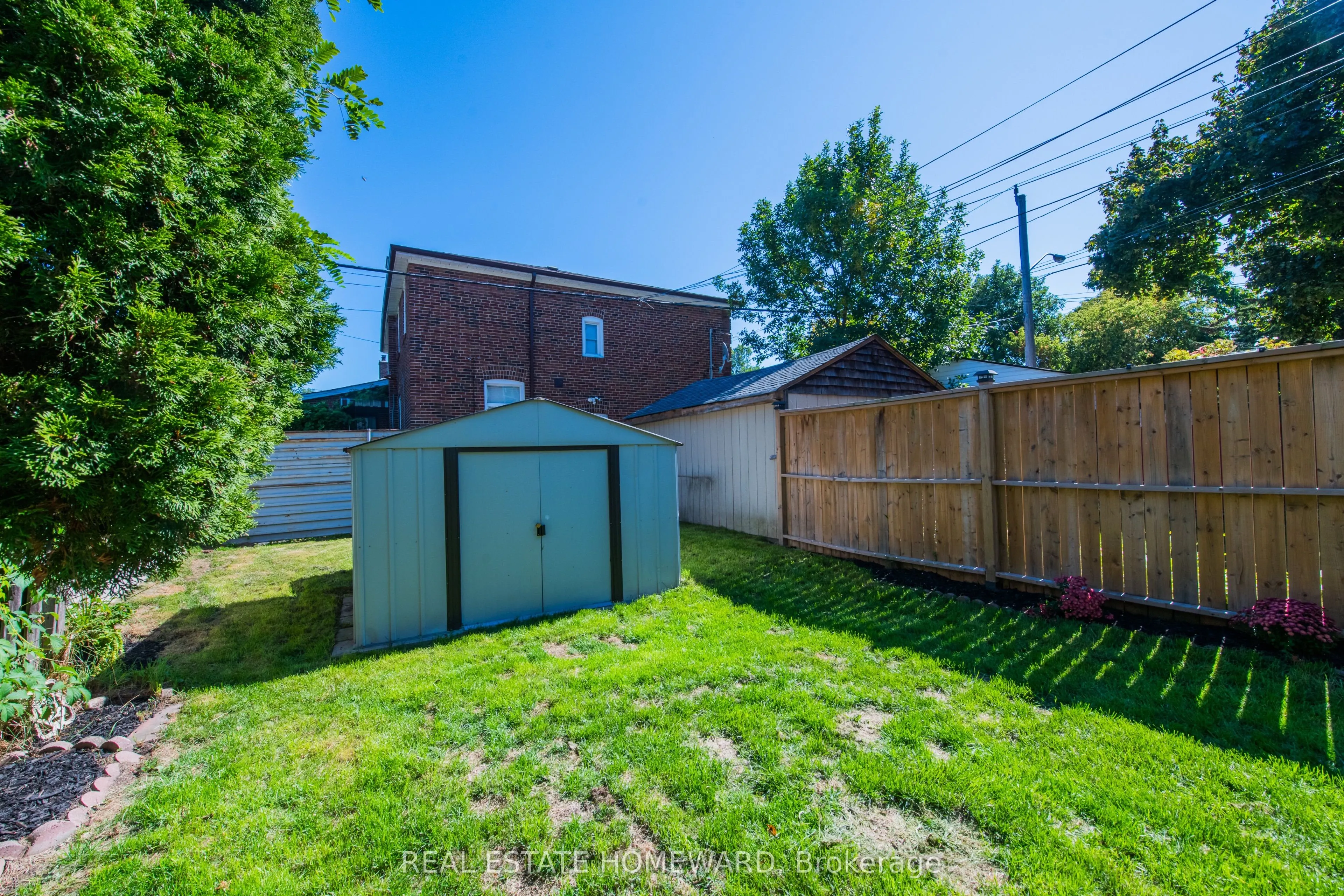 353 Victoria Park Avenue