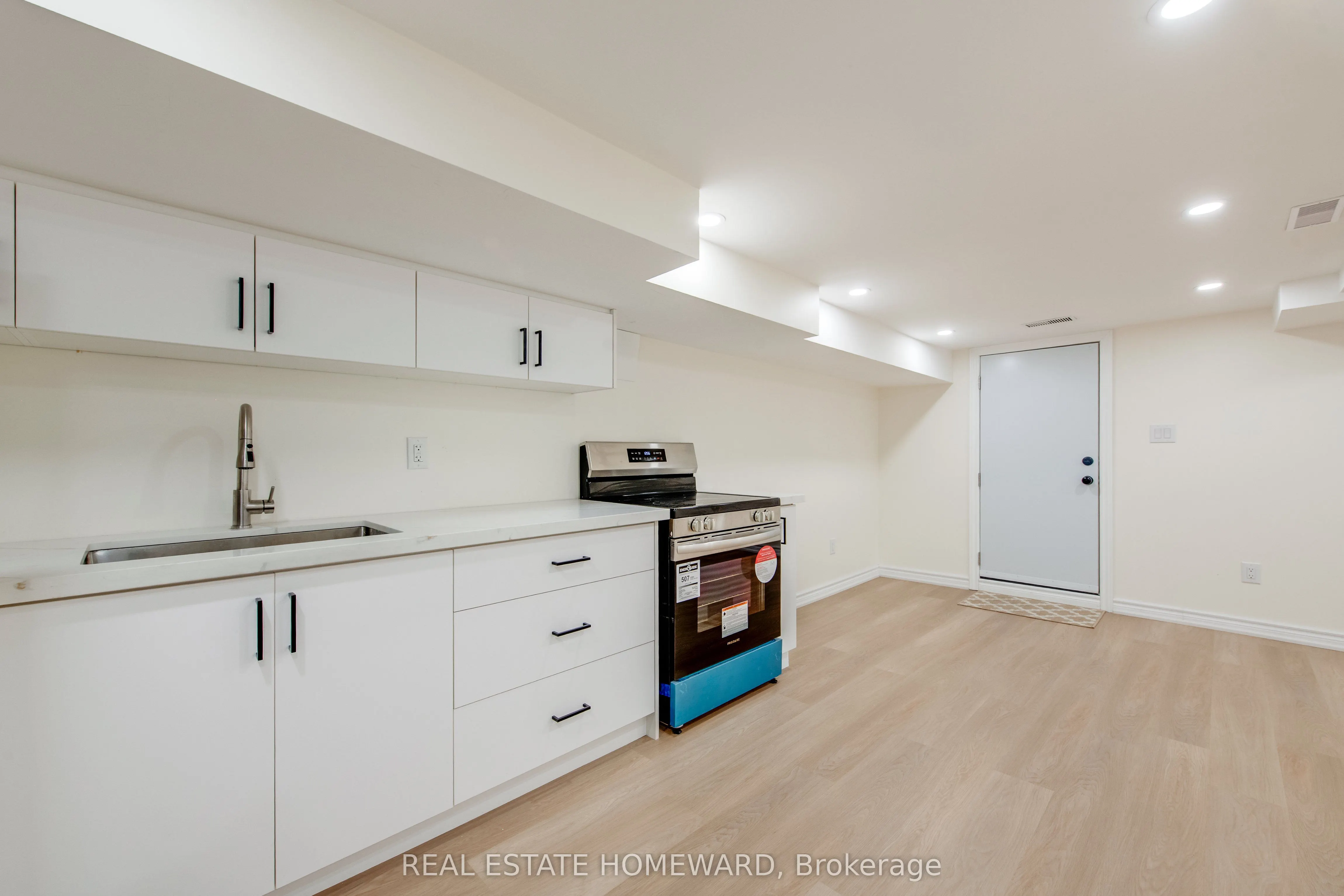 353 Victoria Park Avenue