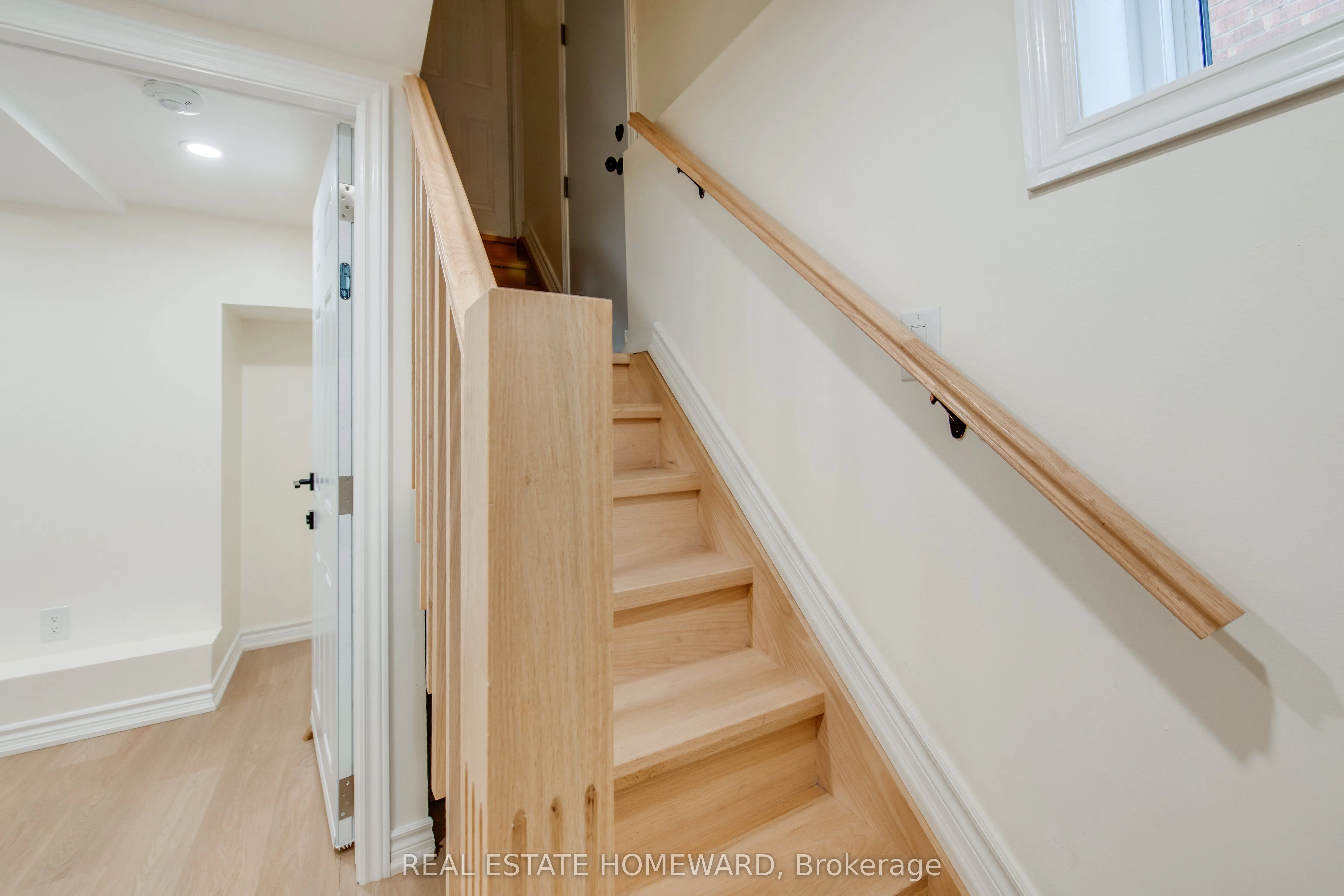 353 Victoria Park Avenue