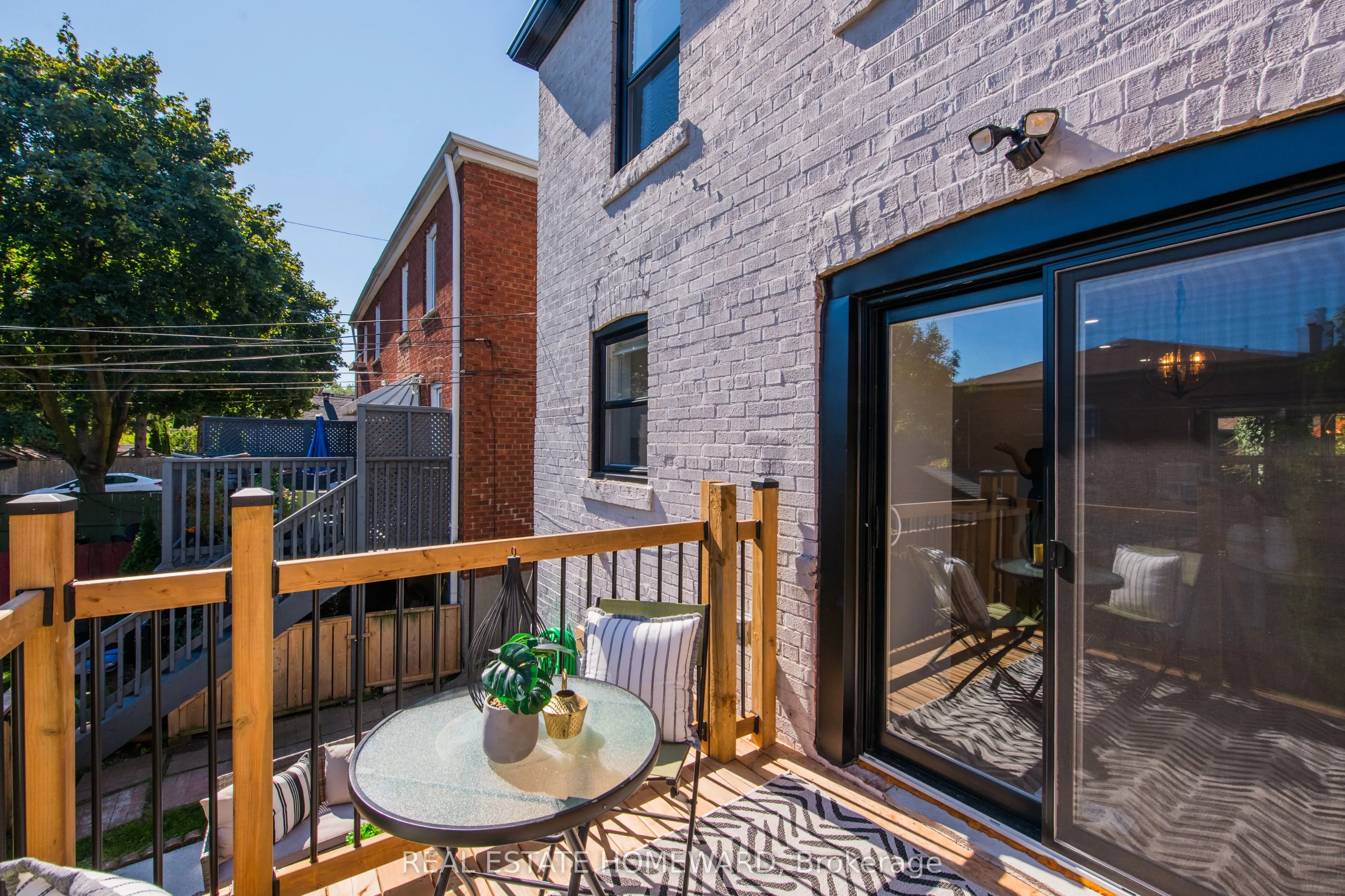 353 Victoria Park Avenue