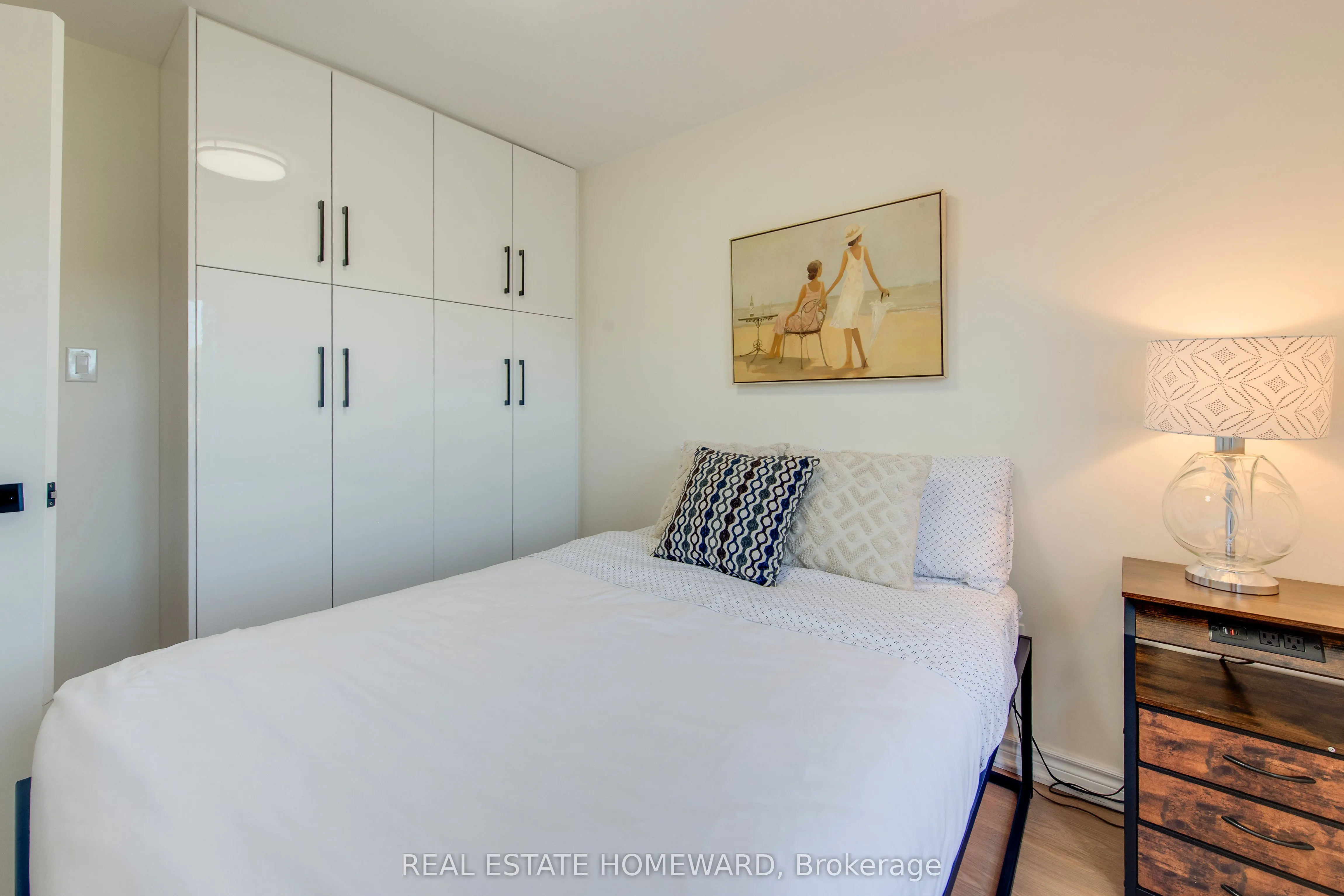 353 Victoria Park Avenue