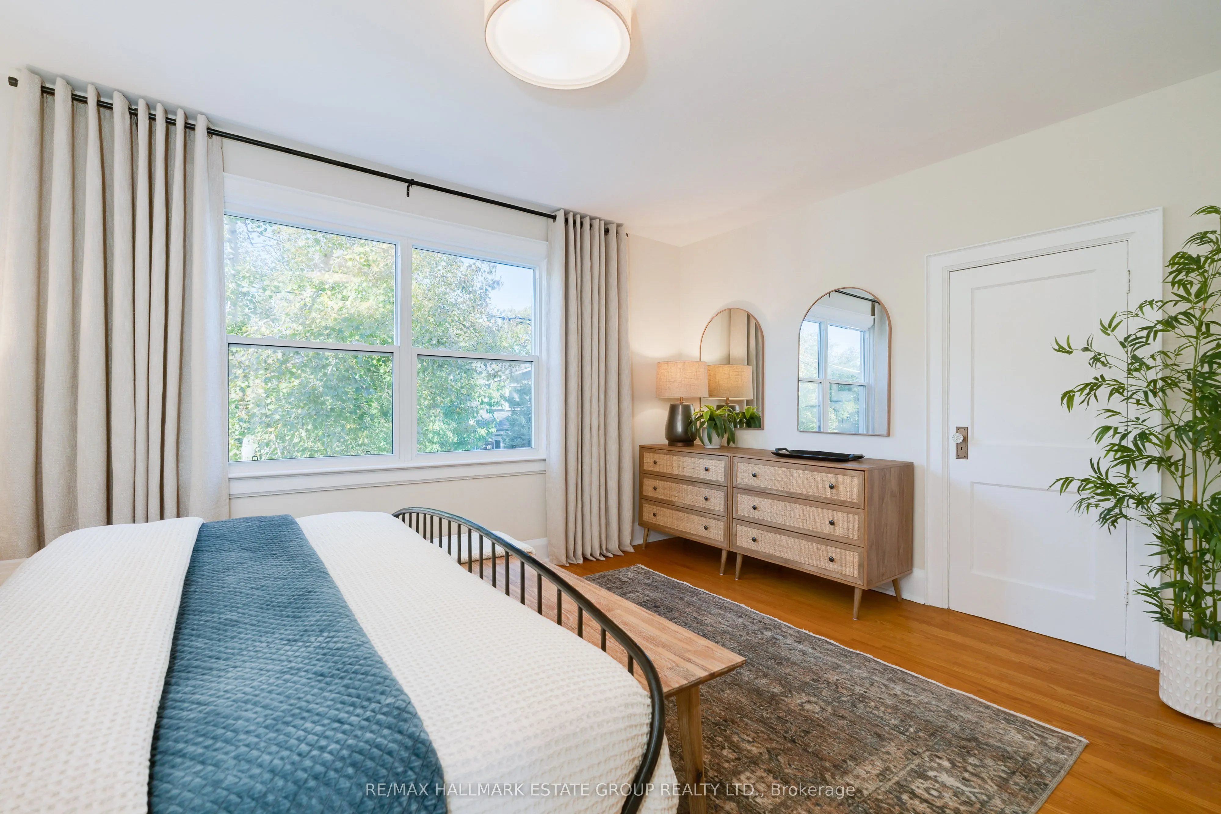 61 Springdale Boulevard