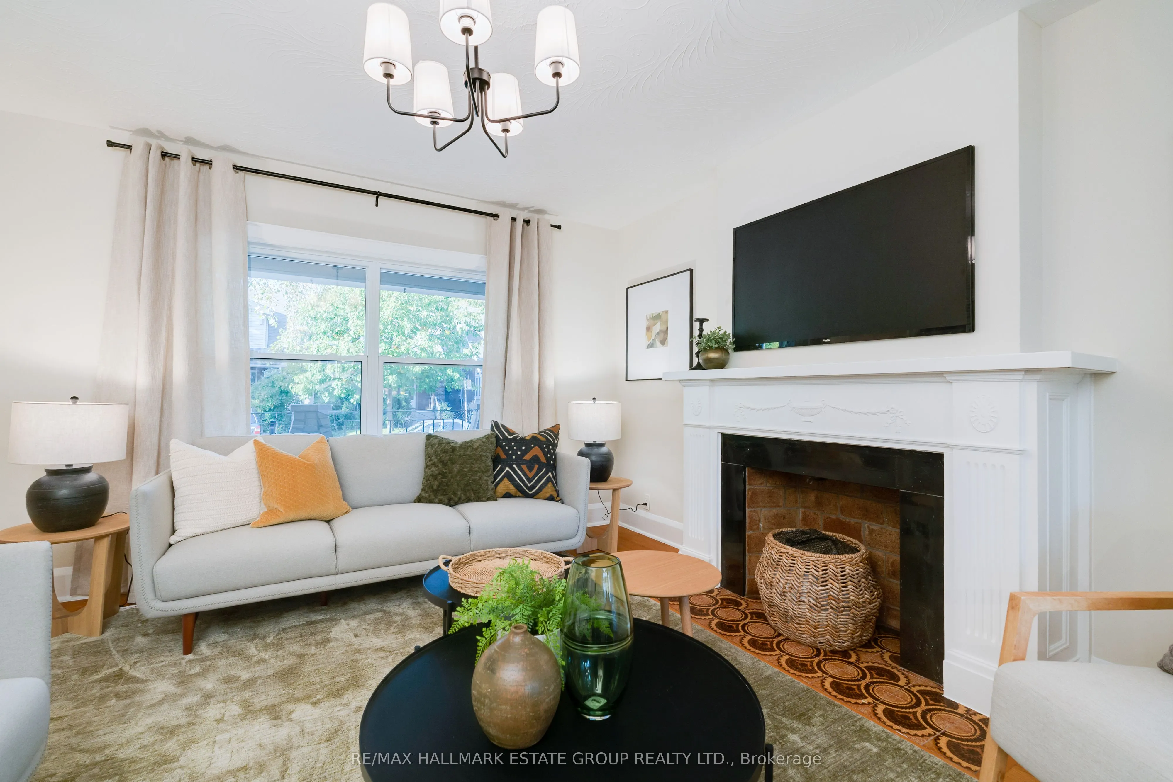 61 Springdale Boulevard