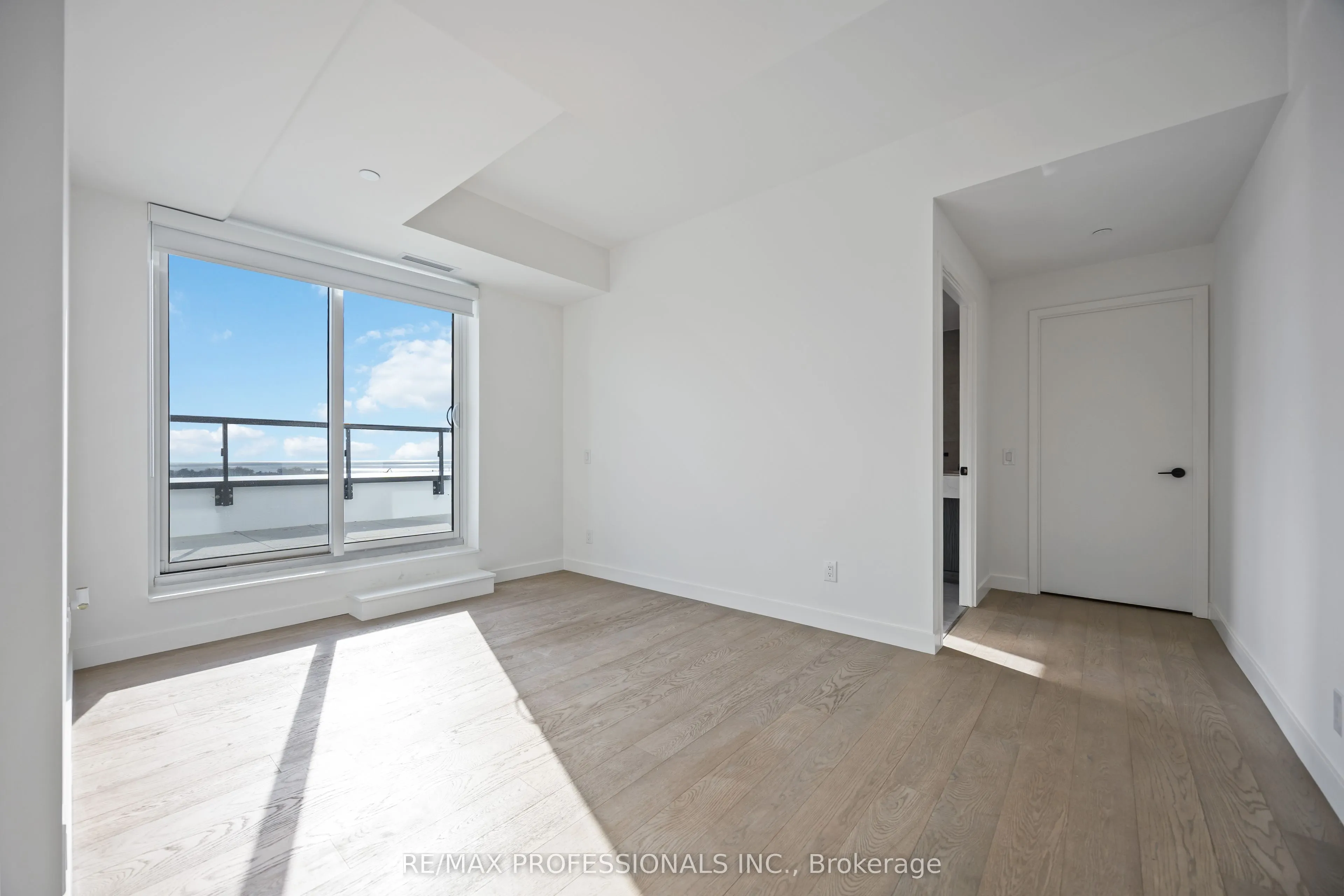 1050 Eastern Avenue, #1203