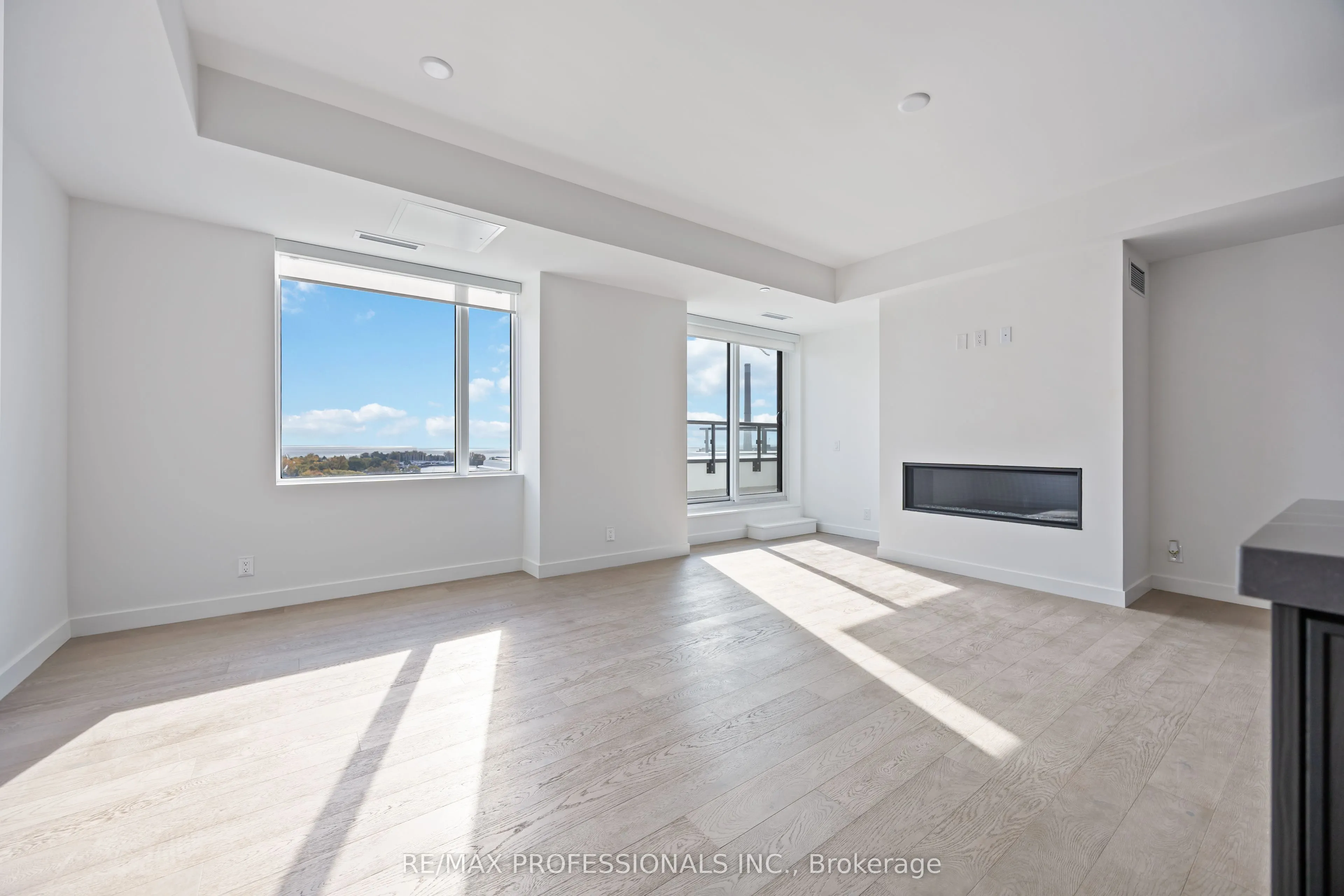 1050 Eastern Avenue, #1203