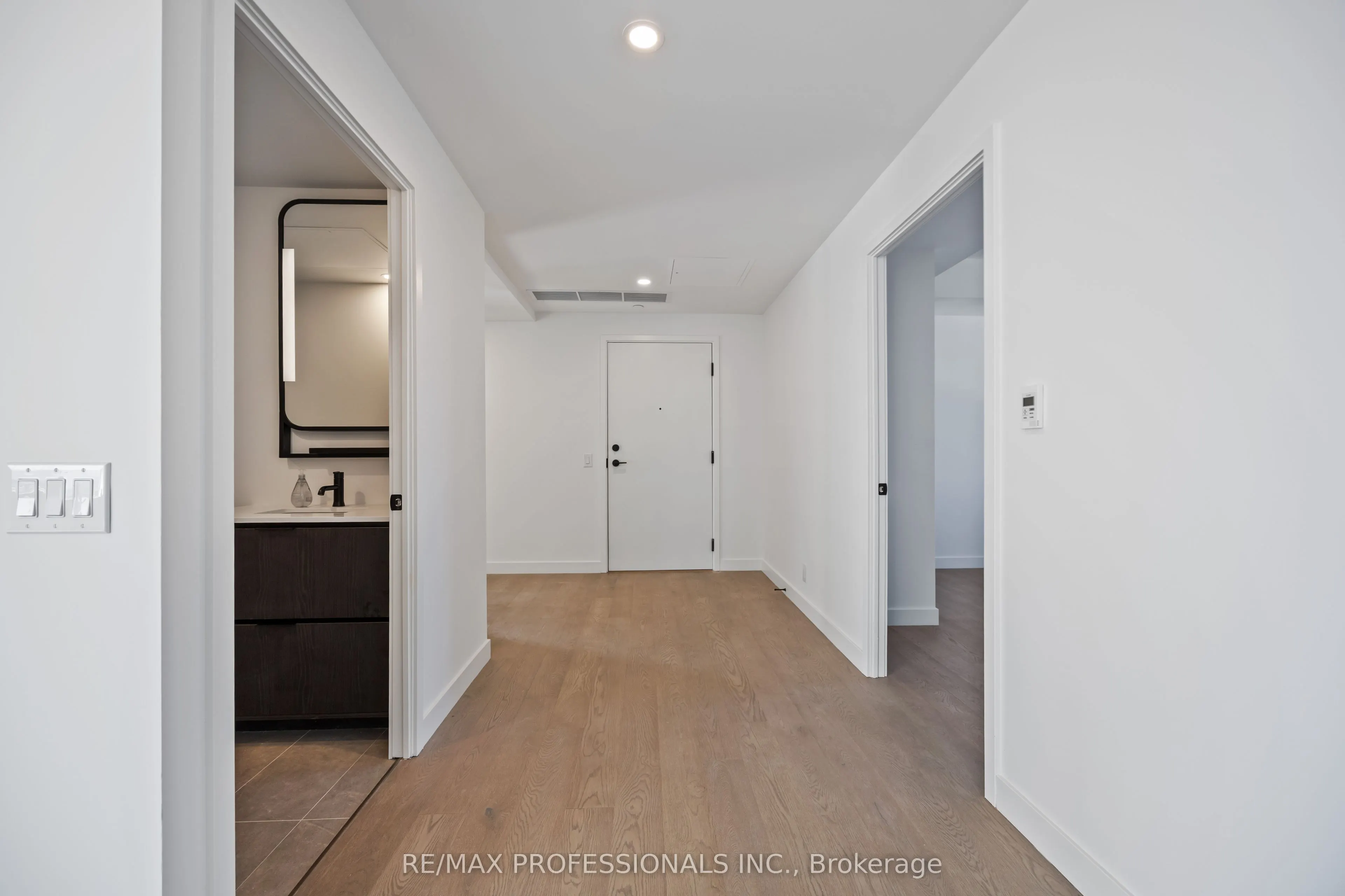 1050 Eastern Avenue, #1203