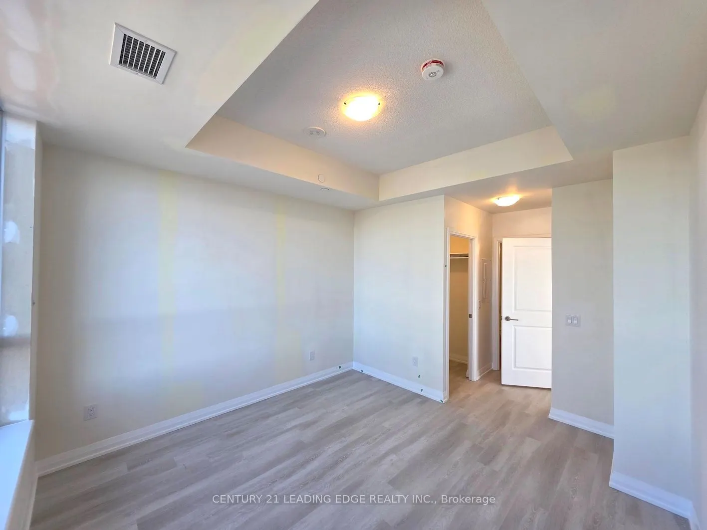 3260 Sheppard Avenue E, #1109