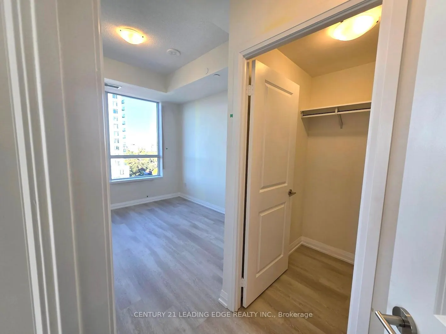 3260 Sheppard Avenue E, #1109