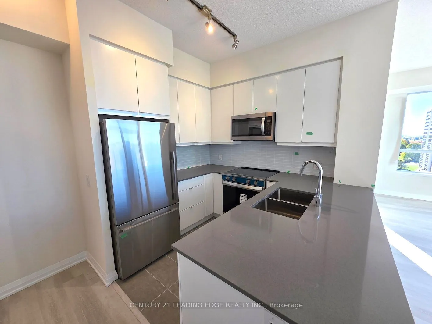 3260 Sheppard Avenue E, #1109