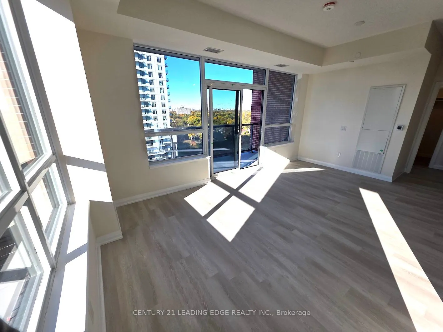 3260 Sheppard Avenue E, #1109