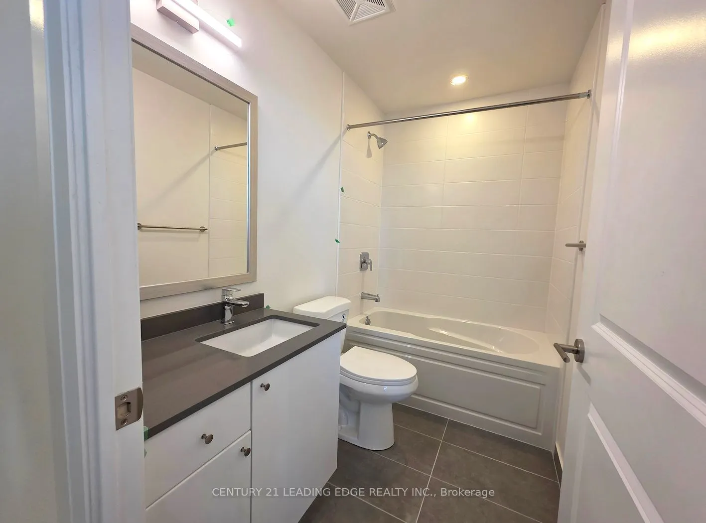 3260 Sheppard Avenue E, #1109