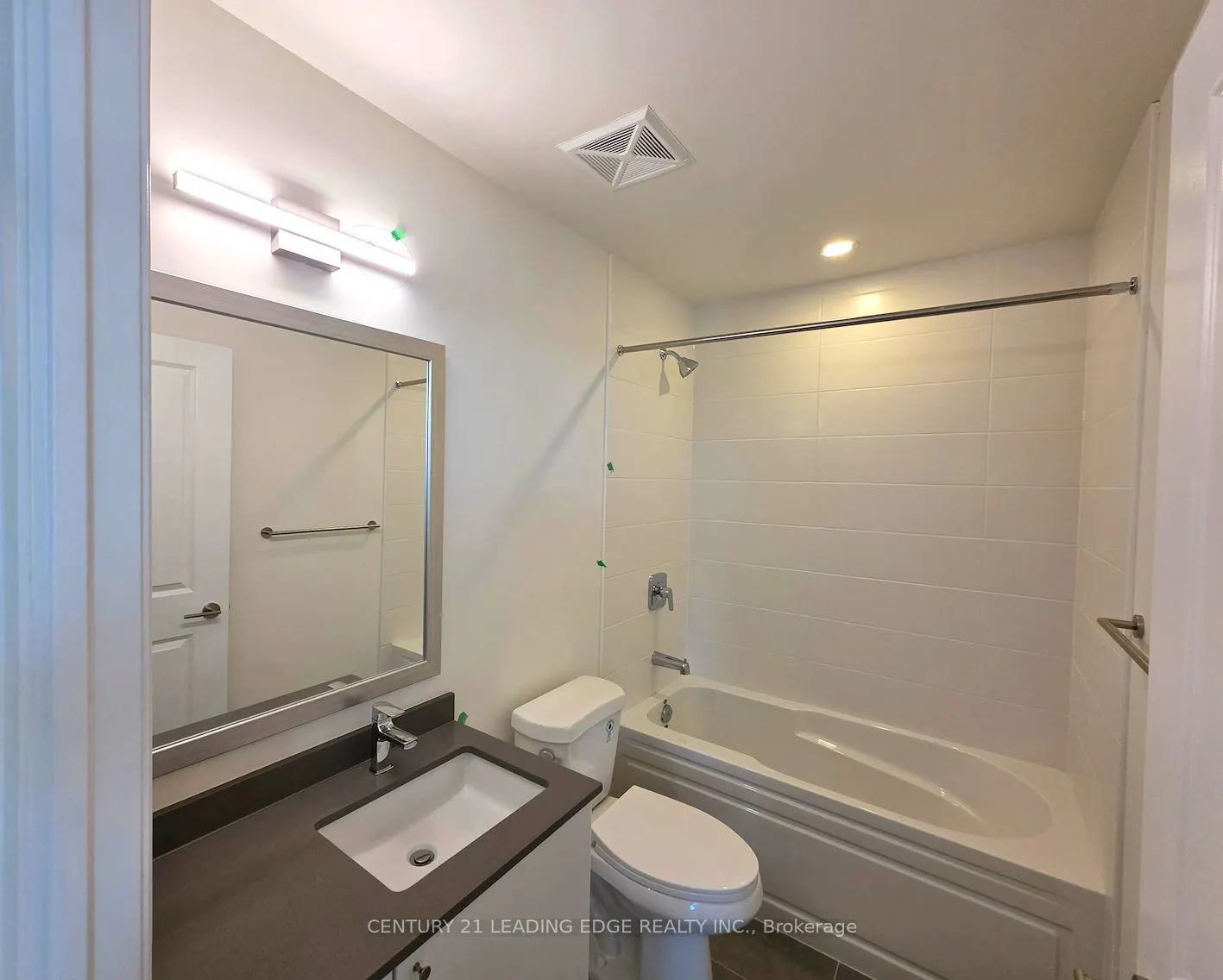 3260 Sheppard Avenue E, #1109