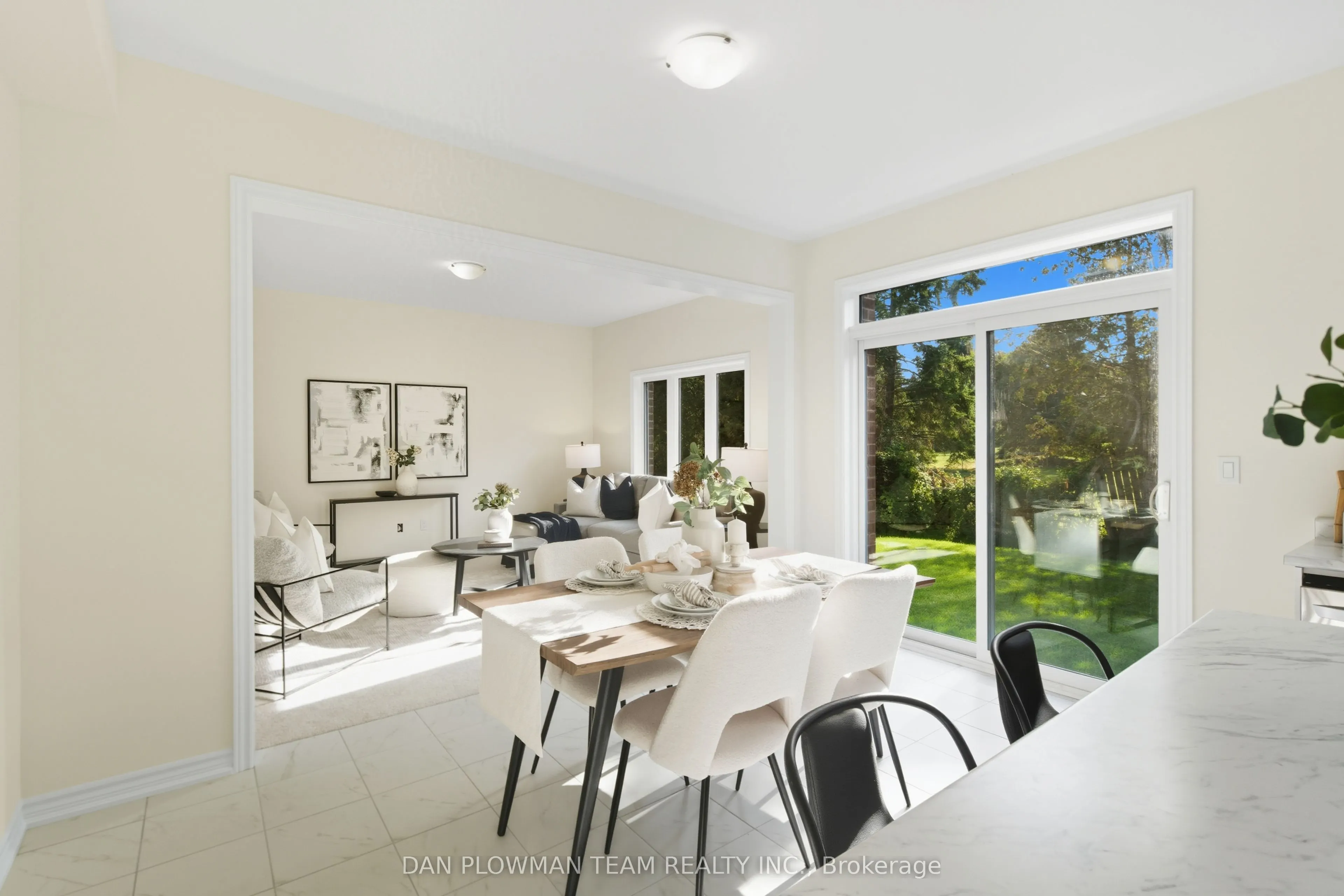 98 North Garden Boulevard