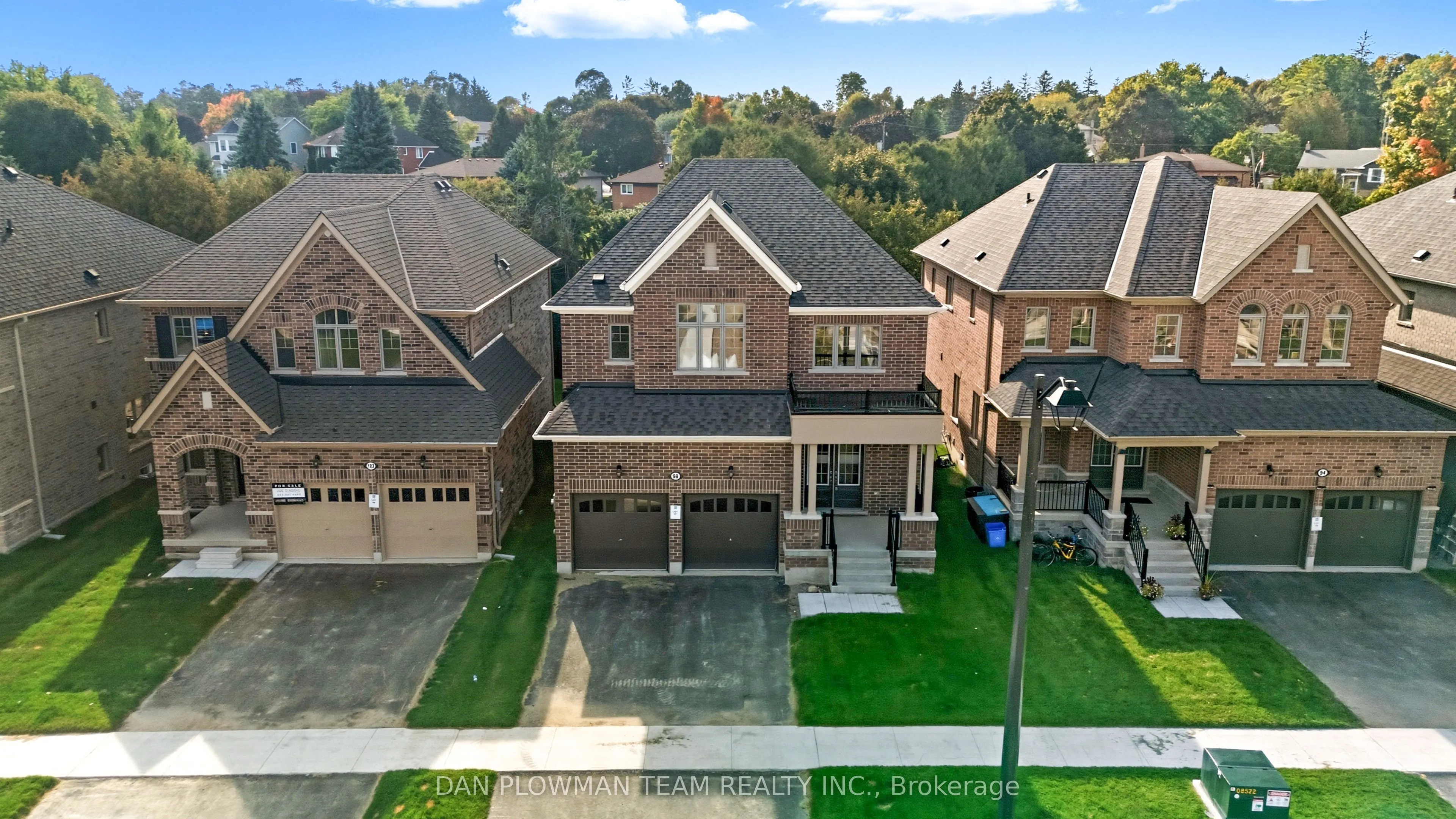 98 North Garden Boulevard