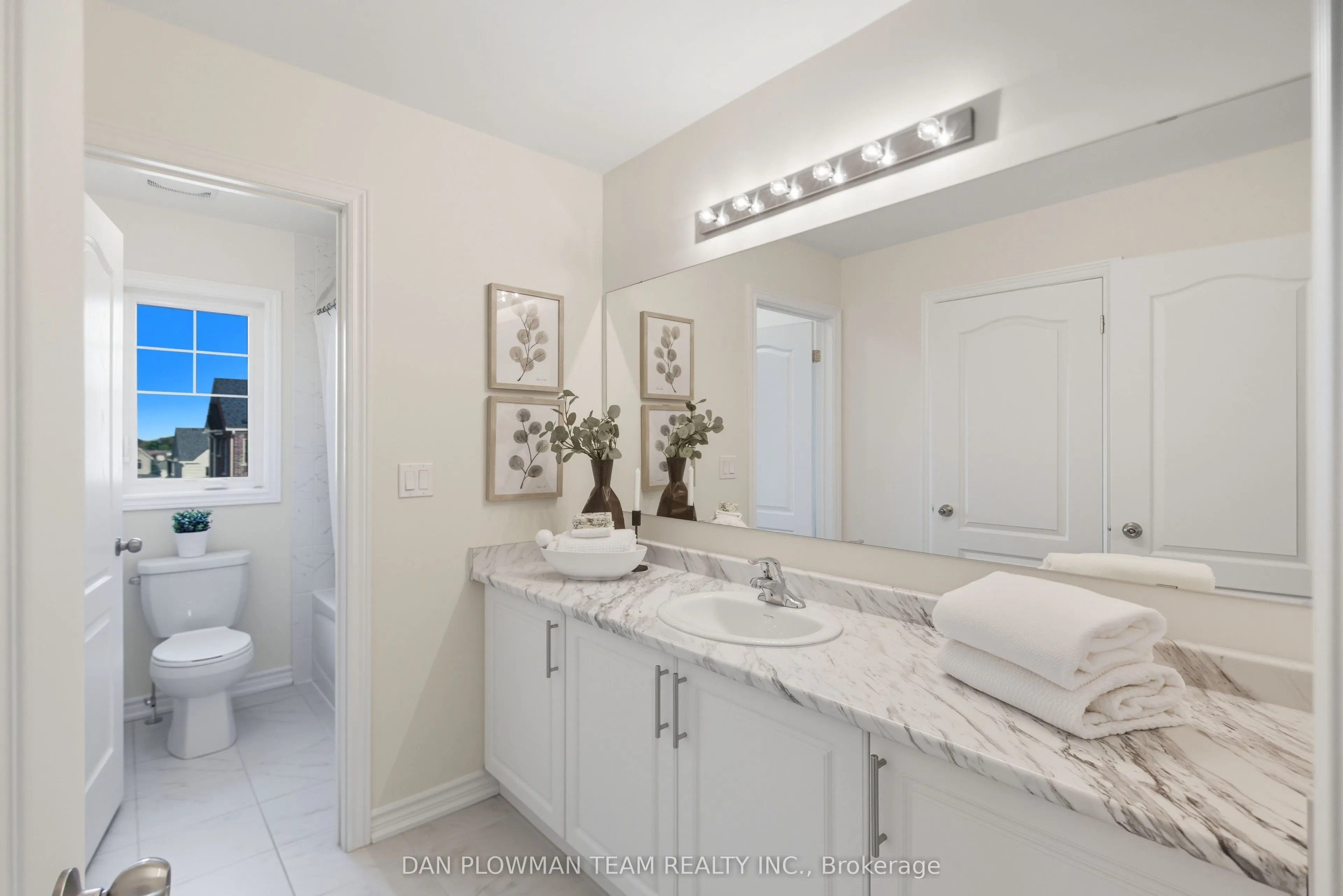 98 North Garden Boulevard