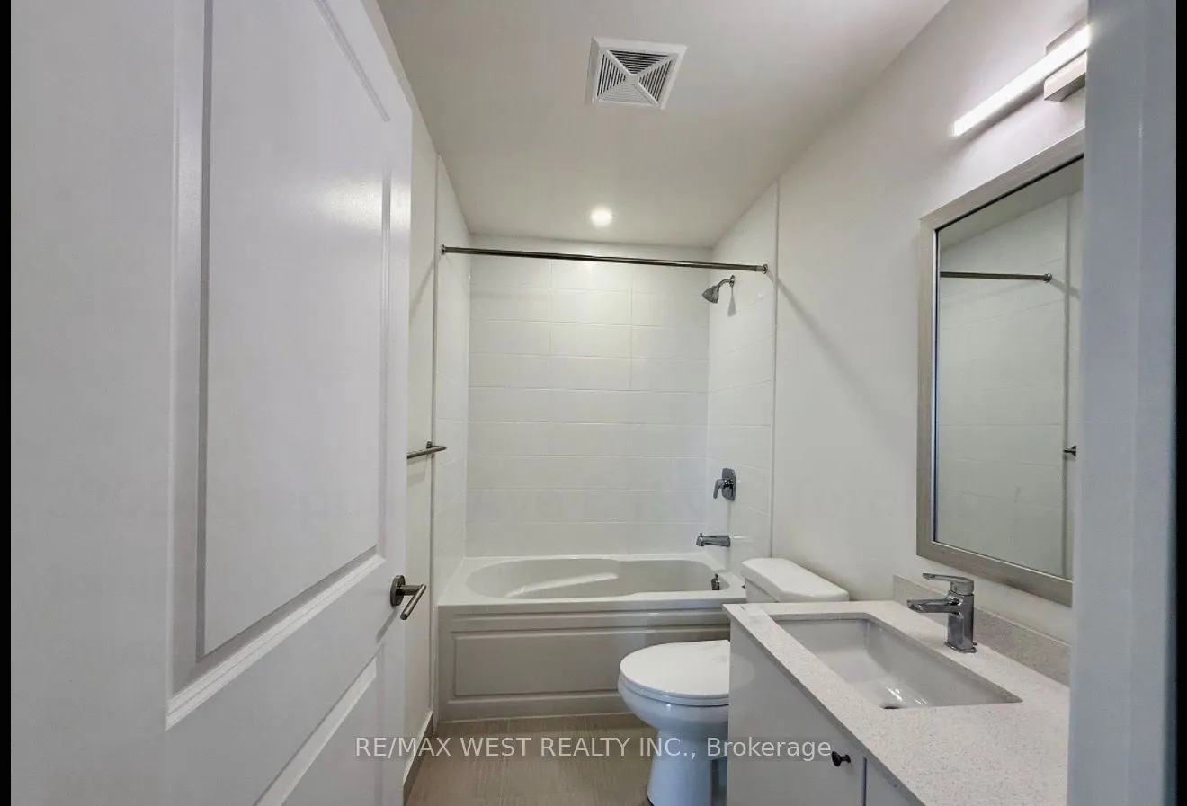 3260 Sheppard Avenue E, #2802