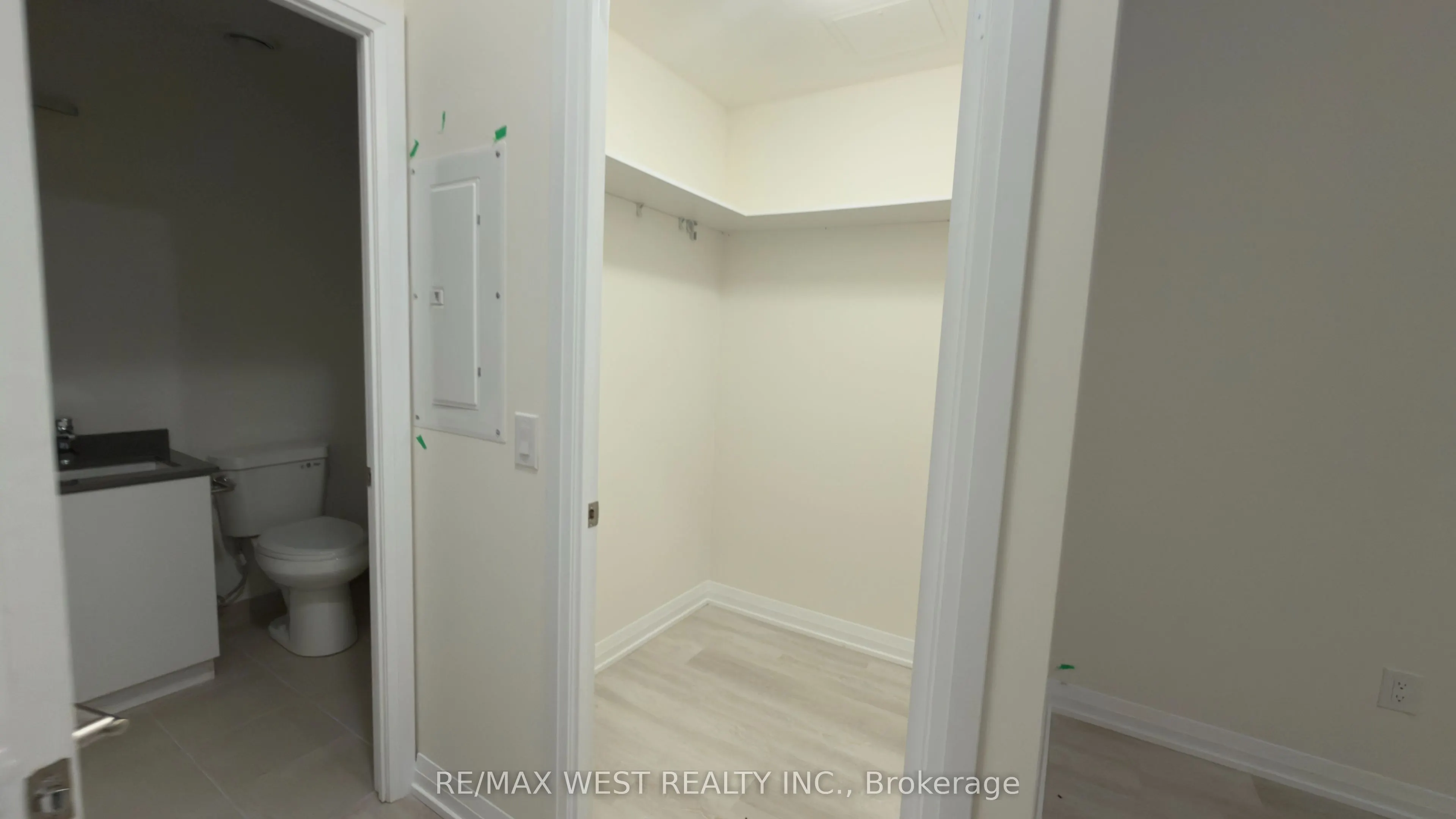 3260 Sheppard Avenue E, #2802