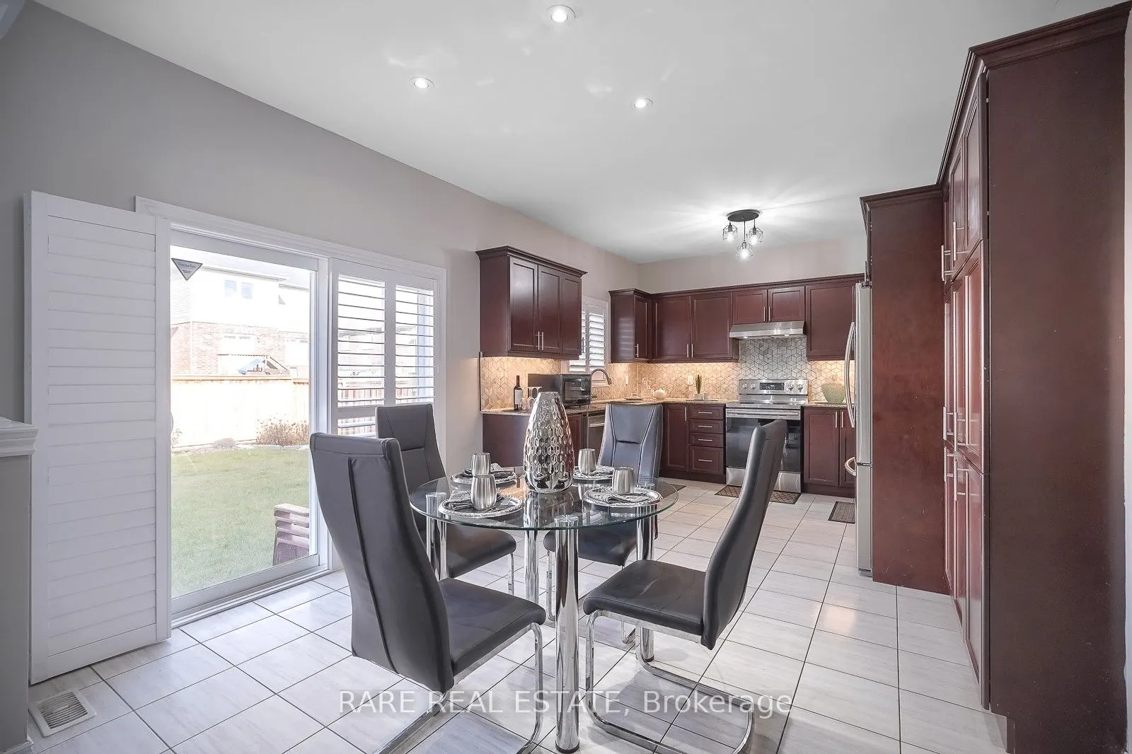 50 Henry Smith Avenue