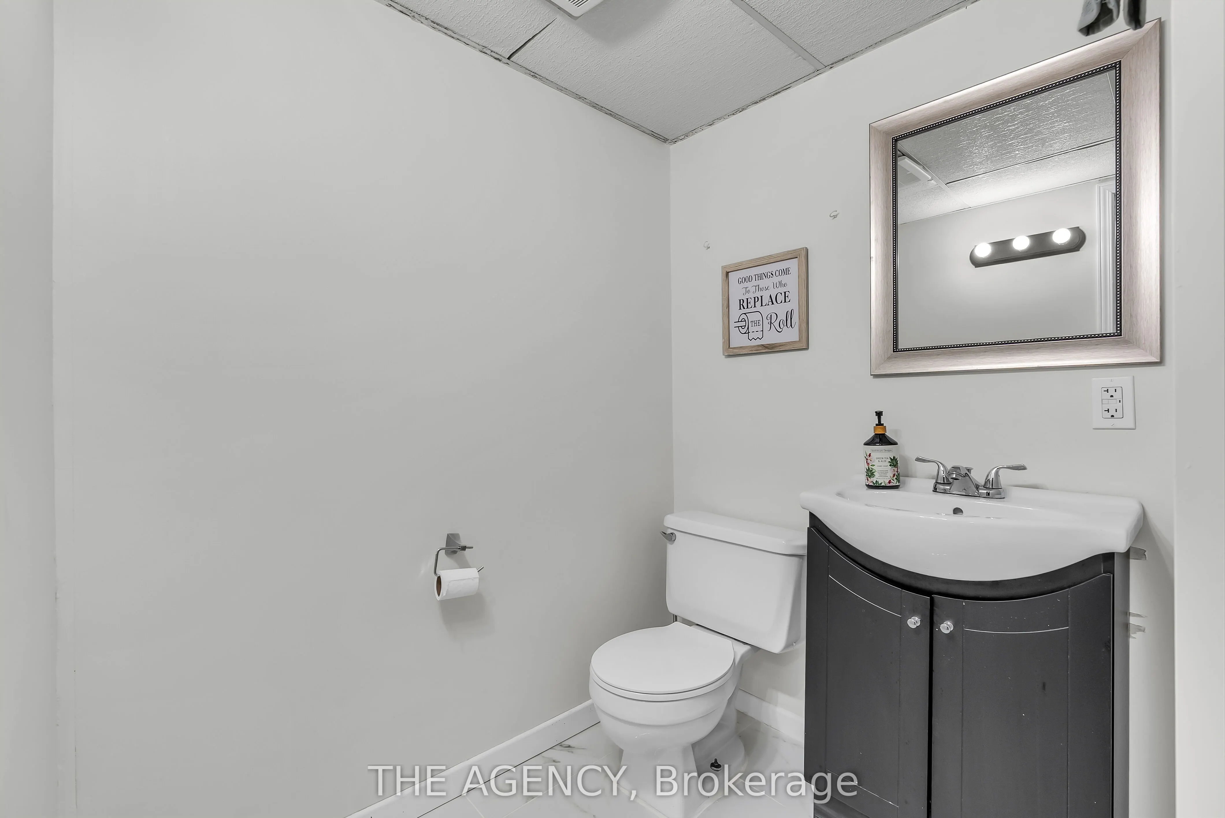 1333 Mary Street N, #35