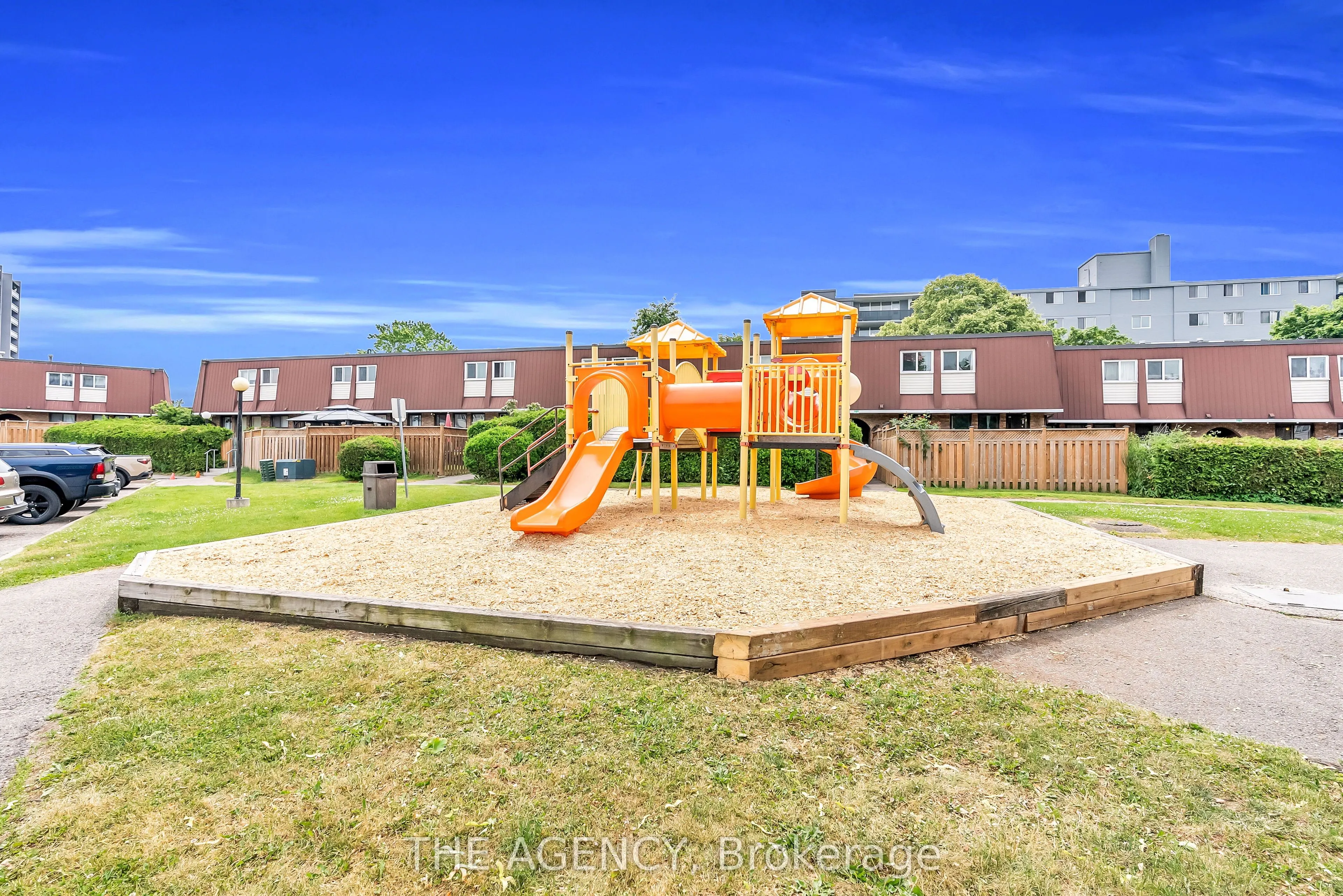 1333 Mary Street N, #35