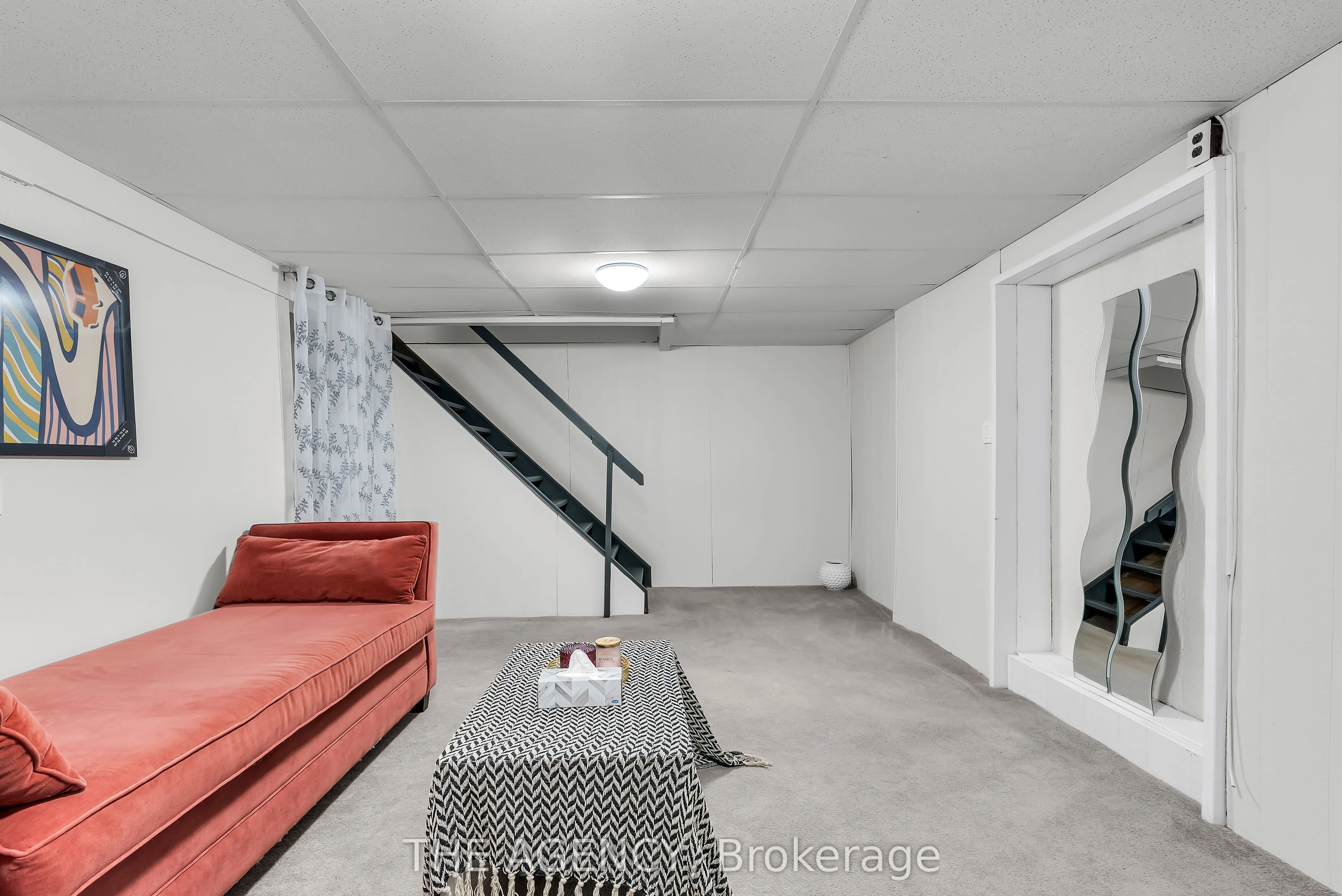 1333 Mary Street N, #35