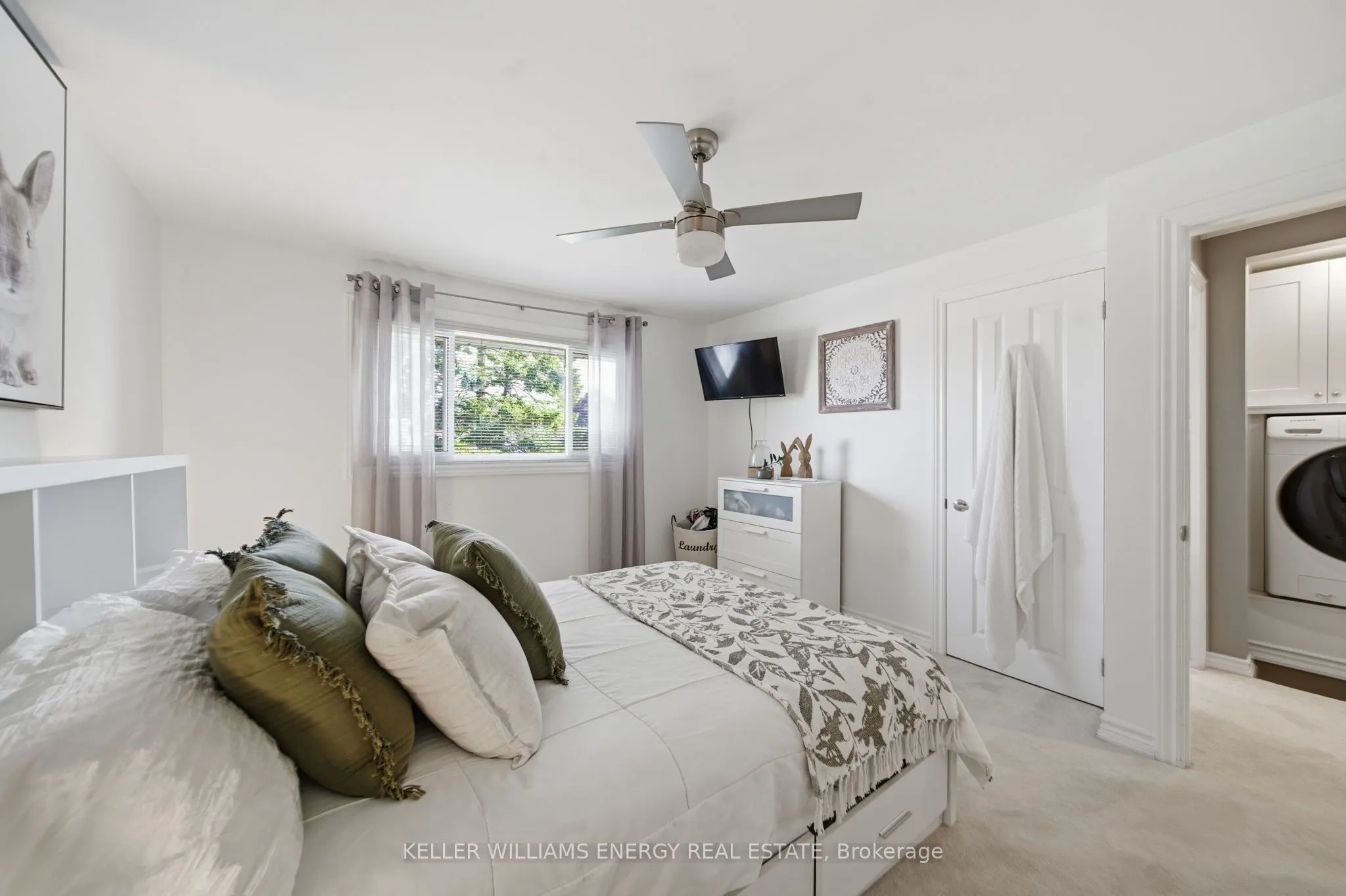 781 Fernhill Boulevard