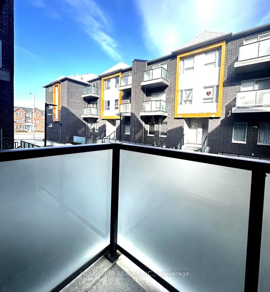 2789 Eglinton Avenue E, #411