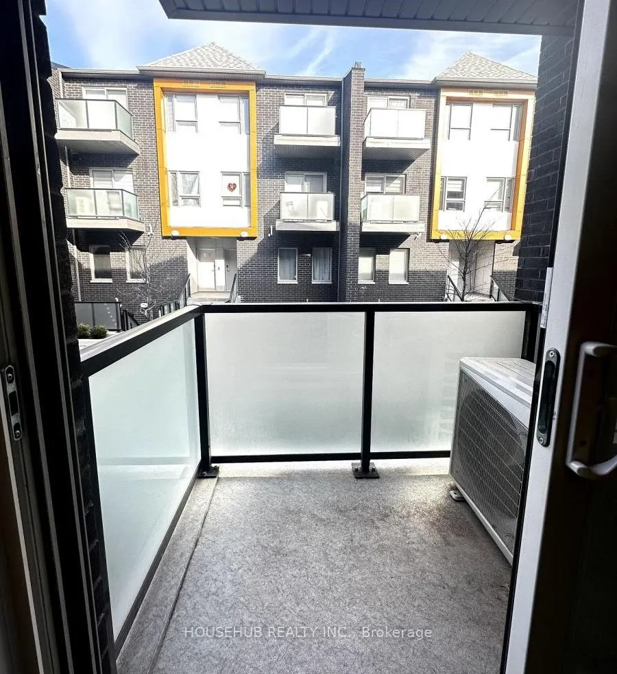 2789 Eglinton Avenue E, #411