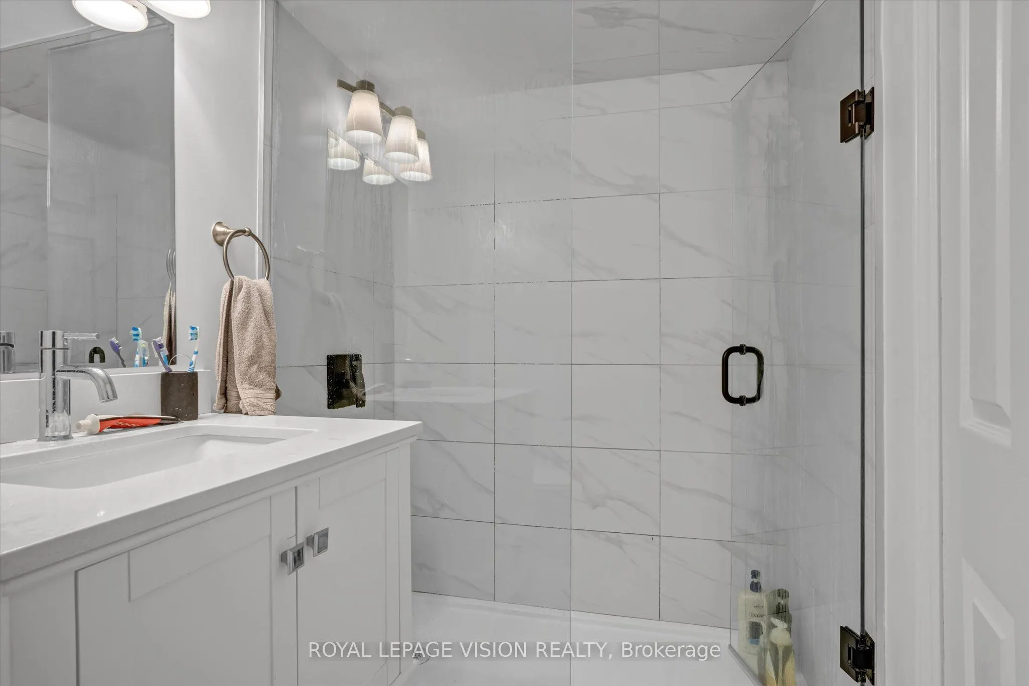 1330 Aldergrove Drive