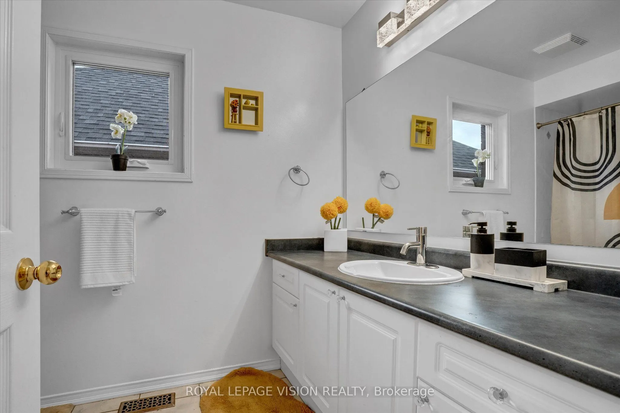 1330 Aldergrove Drive