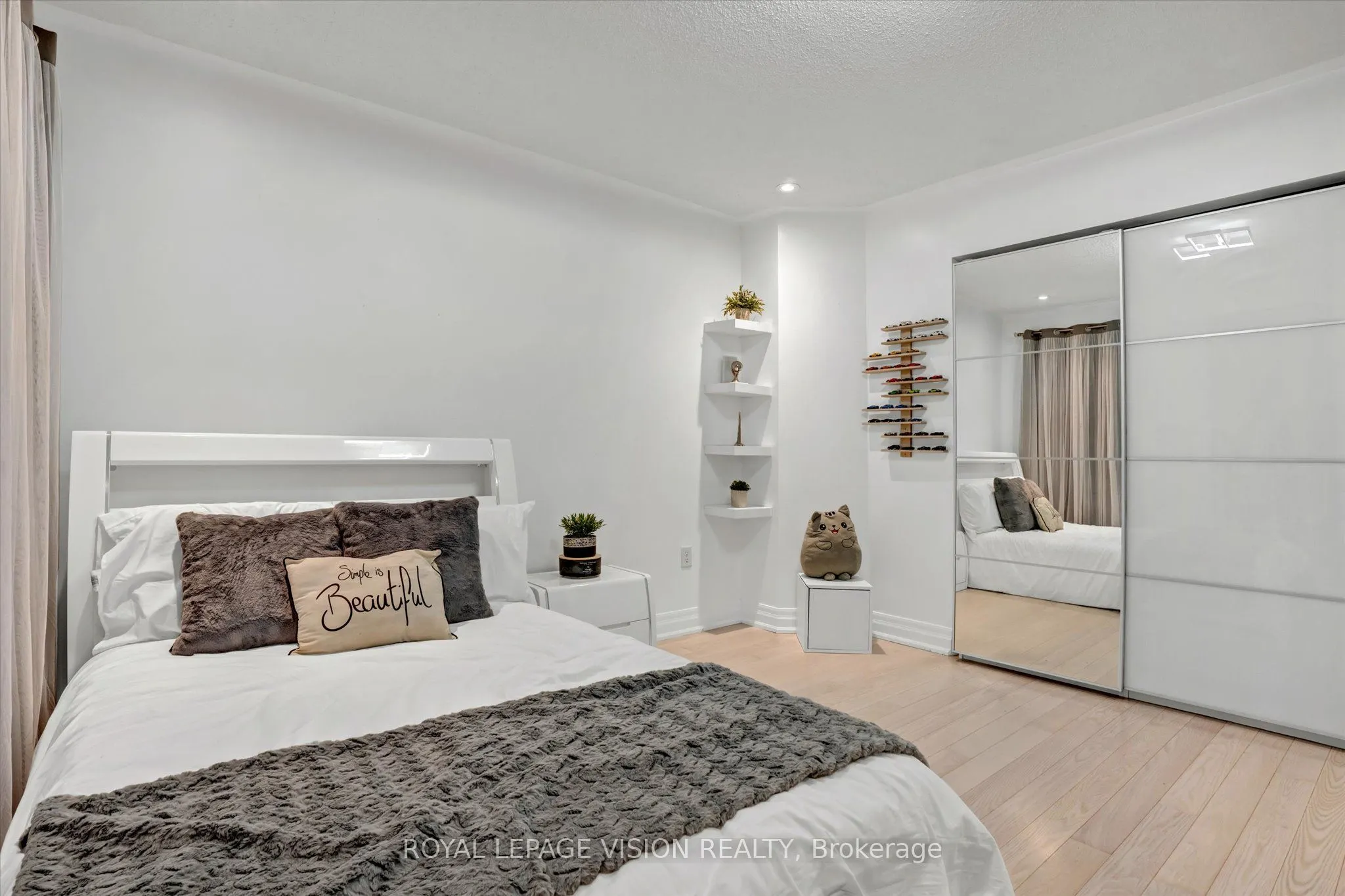 1330 Aldergrove Drive