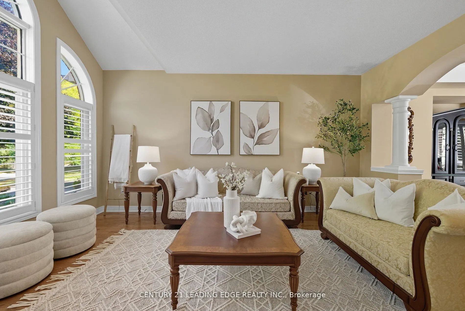 2308 Abbott Crescent