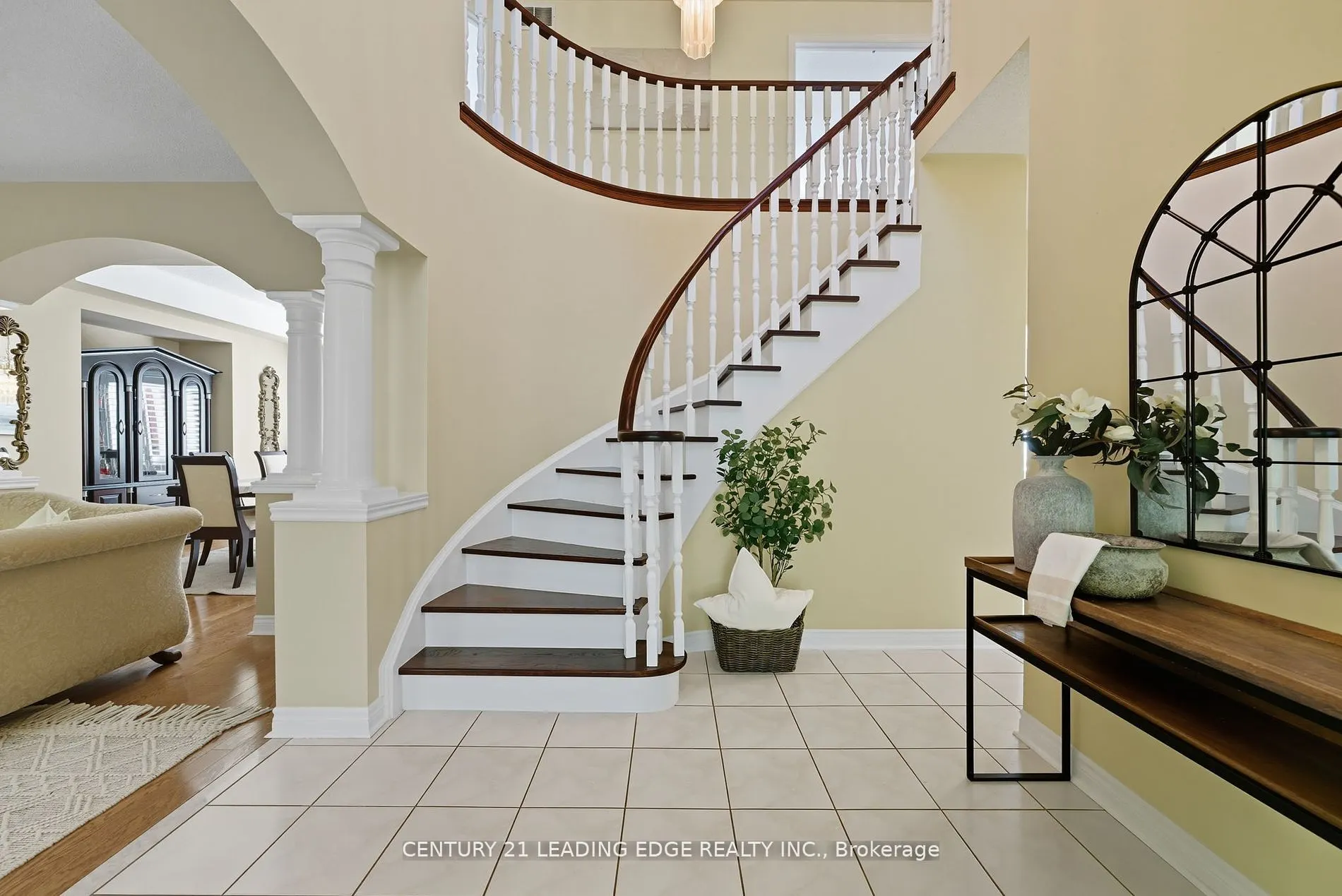 2308 Abbott Crescent