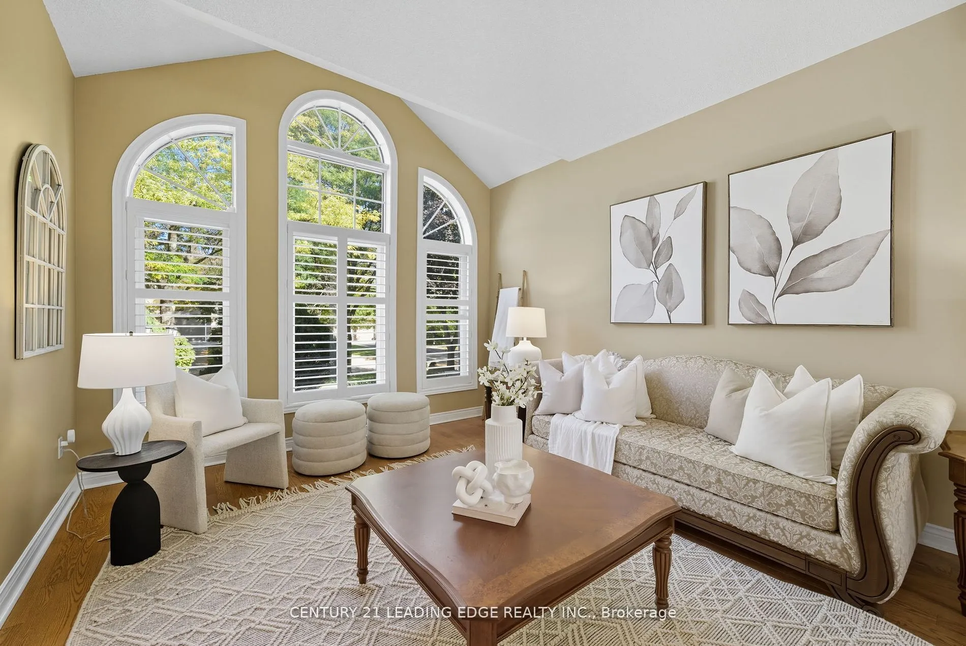 2308 Abbott Crescent