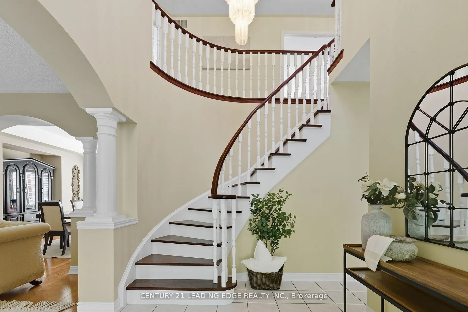 2308 Abbott Crescent