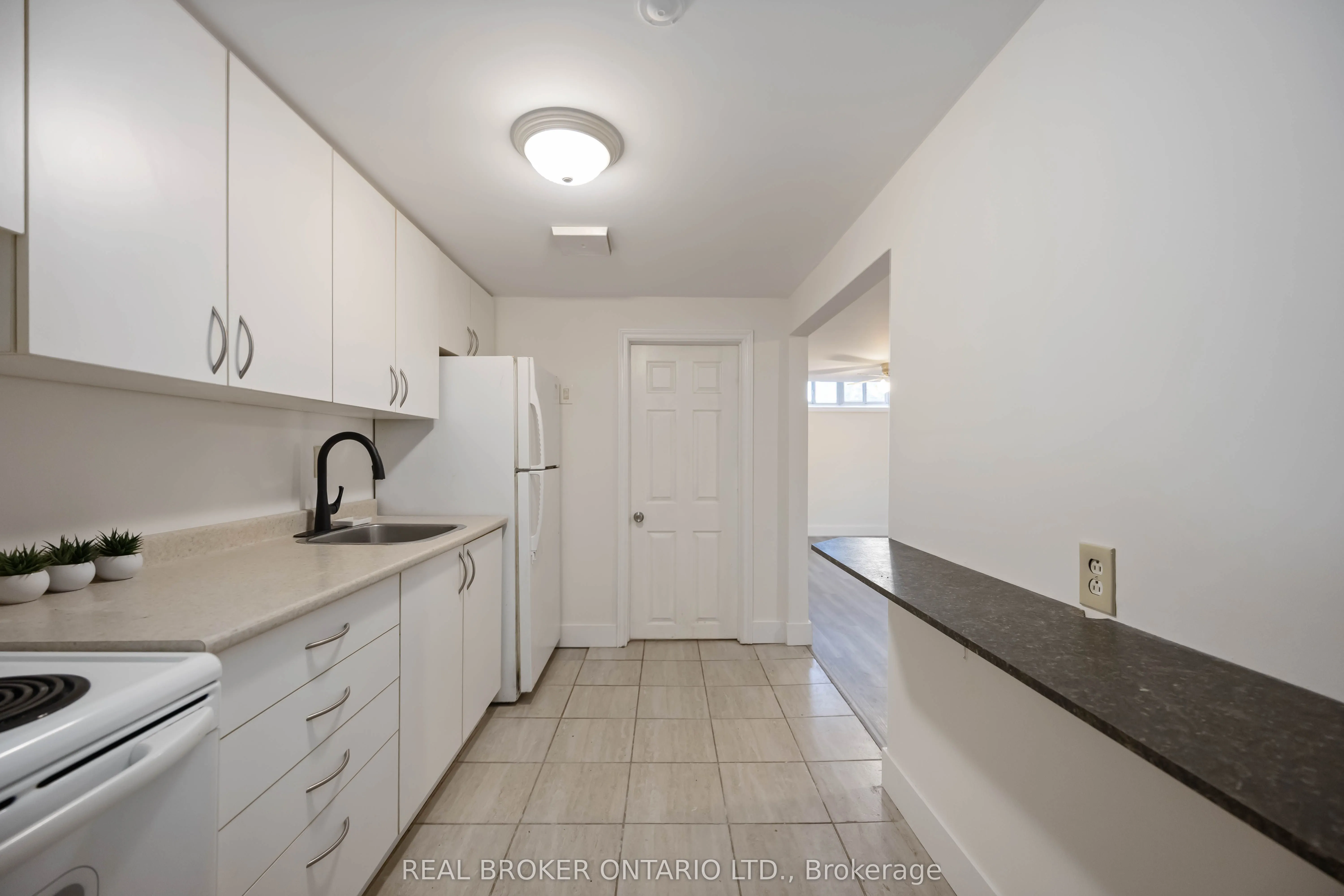 602 Dorchester Drive