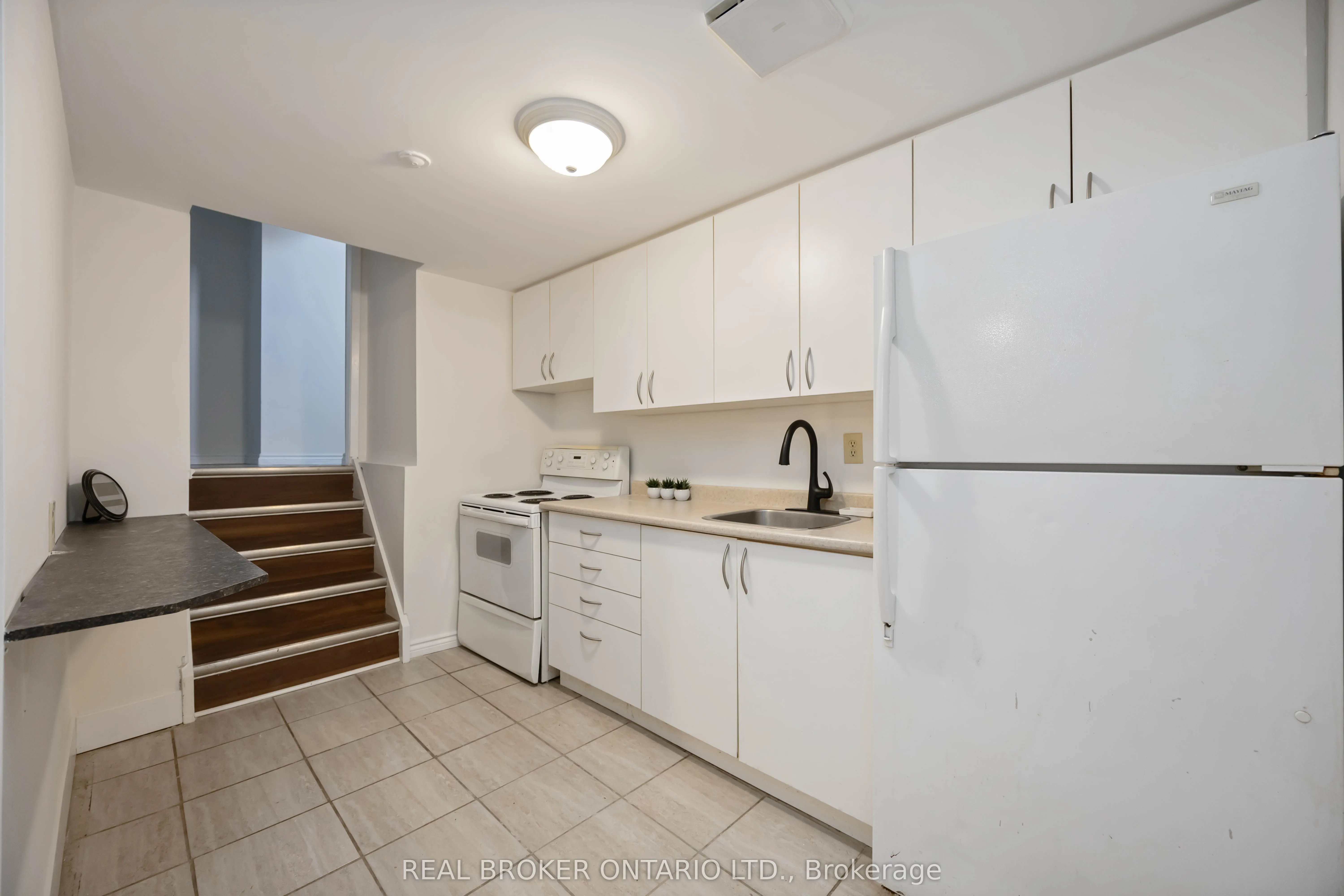 602 Dorchester Drive