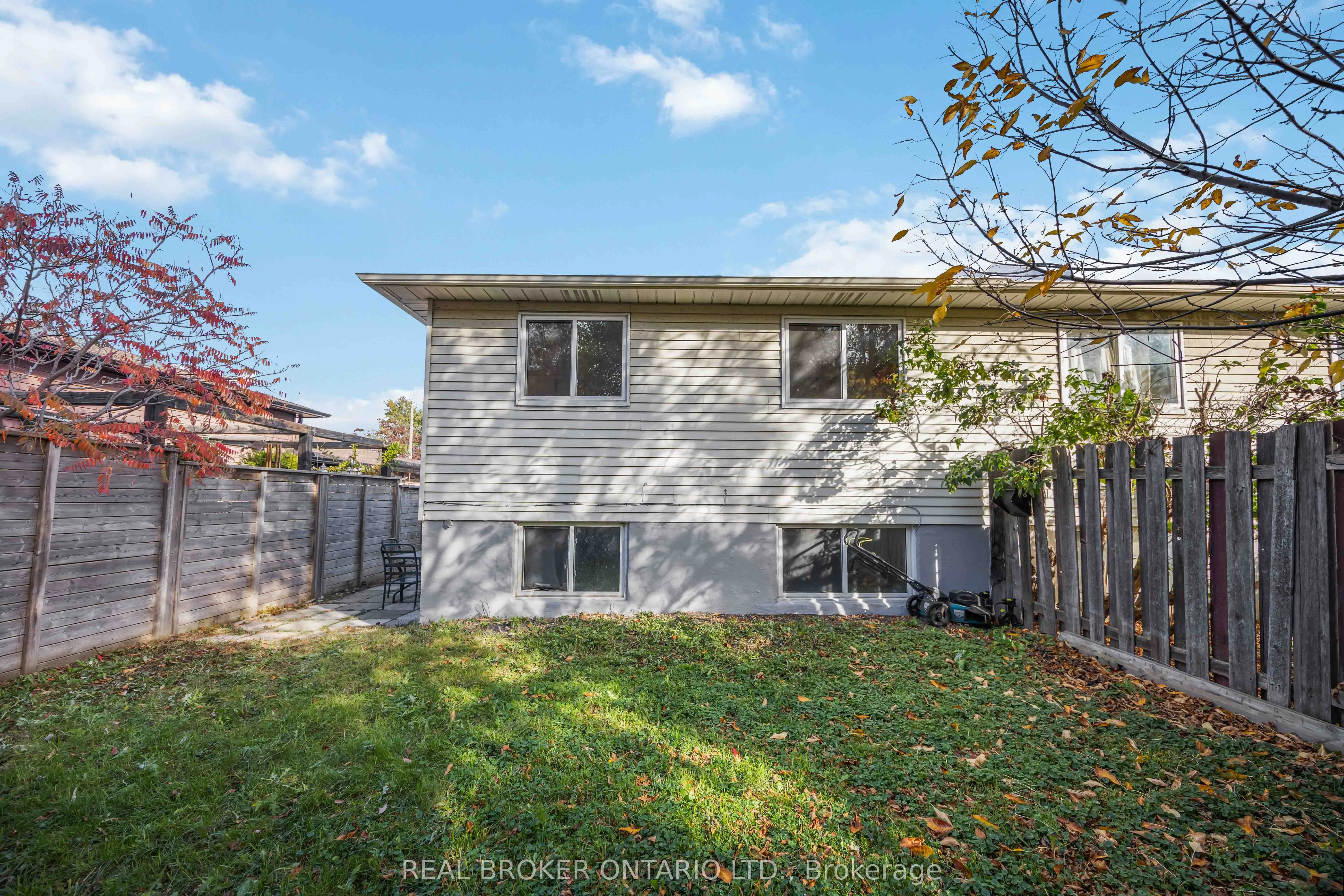 602 Dorchester Drive